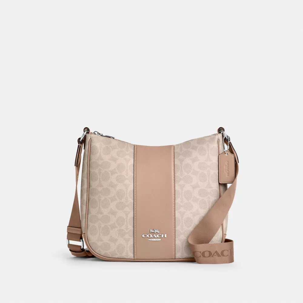 Сумка COACH Ellie File Bag In Signature Canvas With Stripe