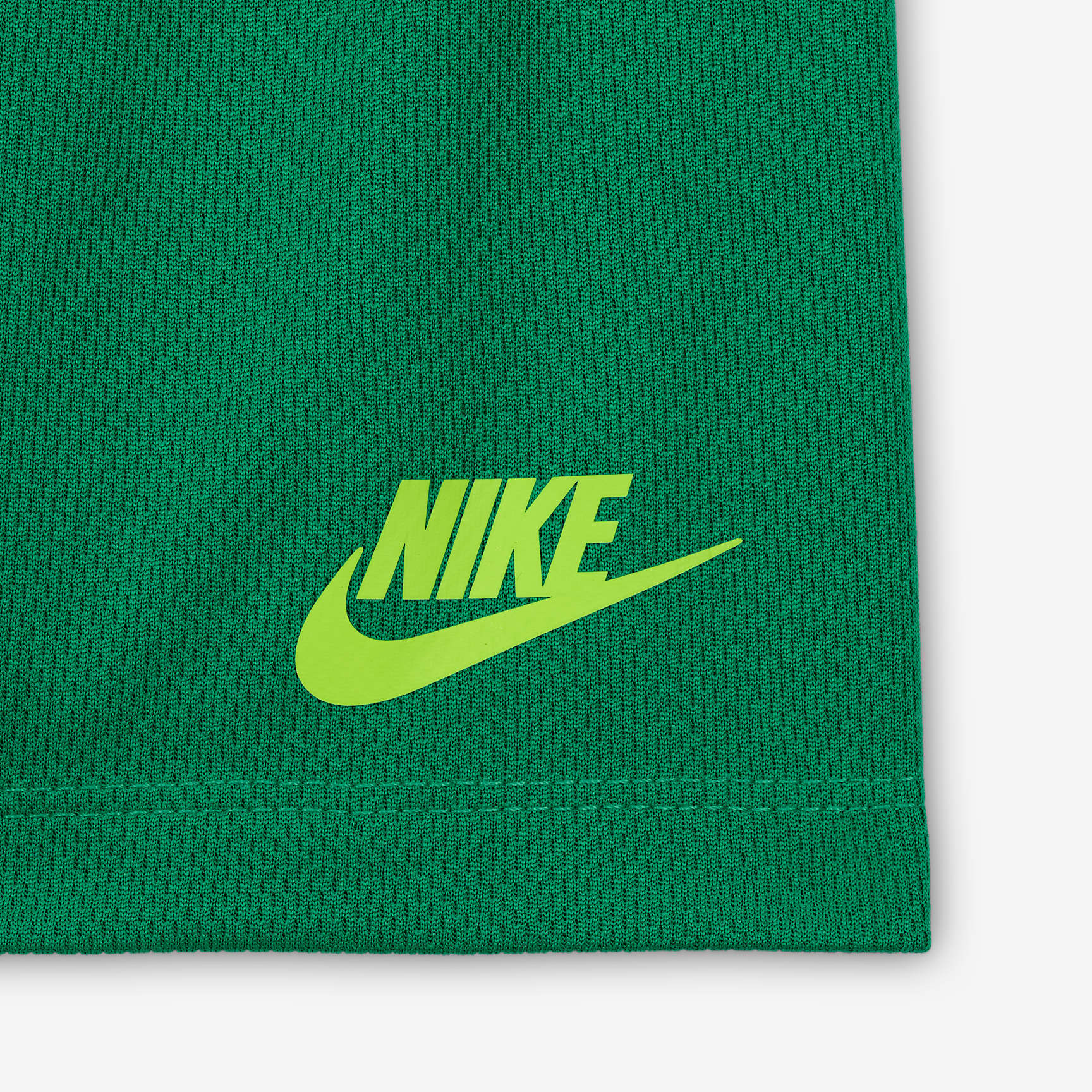 Nike Baby (12-24M) Graphic T-Shirt and Shorts Set