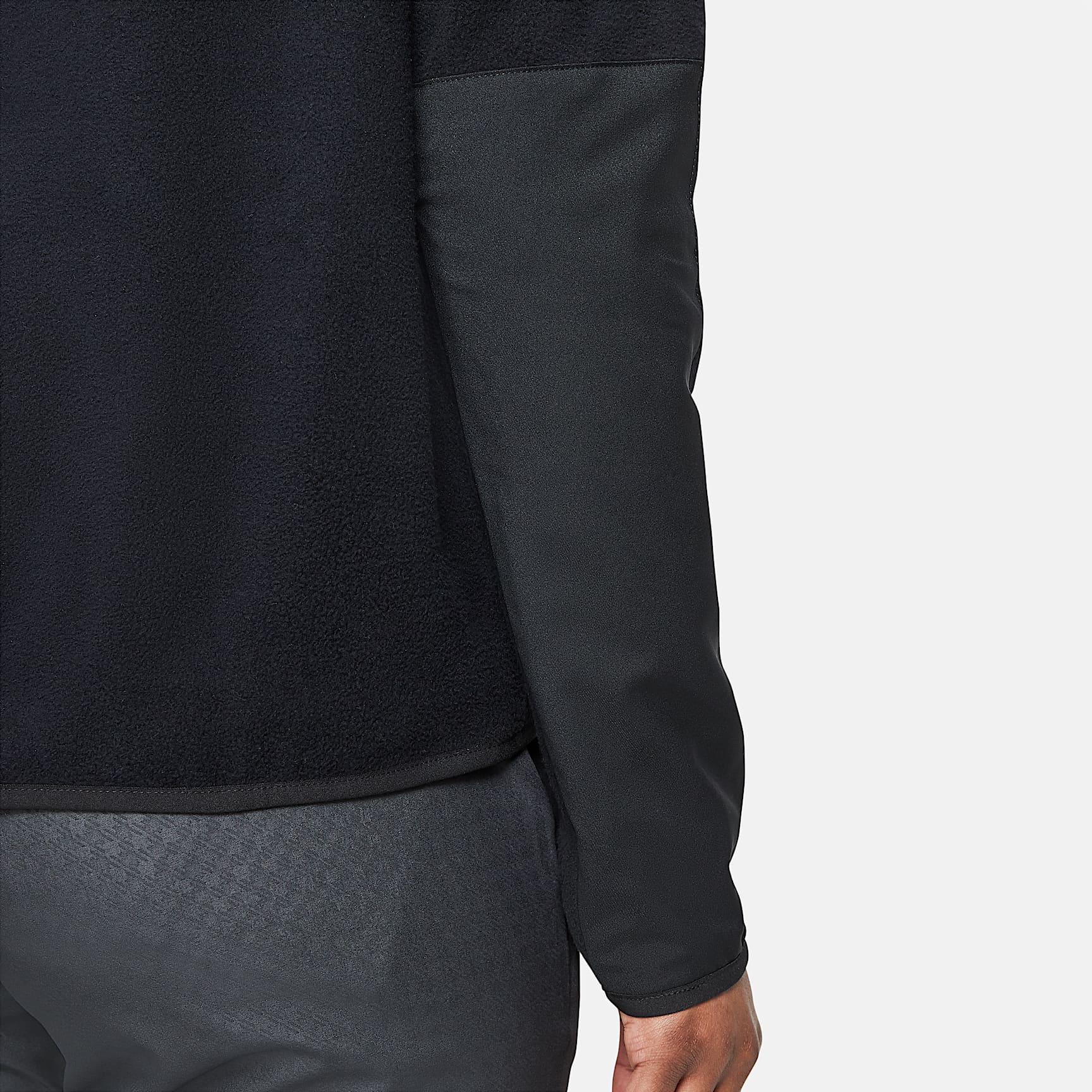 Nike Therma-FIT Victory Women's Long-Sleeve 1/2-Zip Golf Top