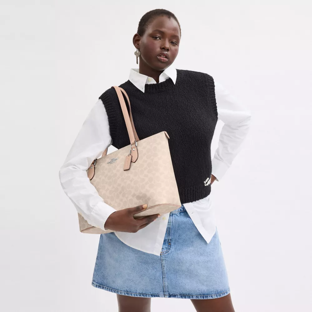 Сумка COACH Gallery Tote Bag In Signature Canvas