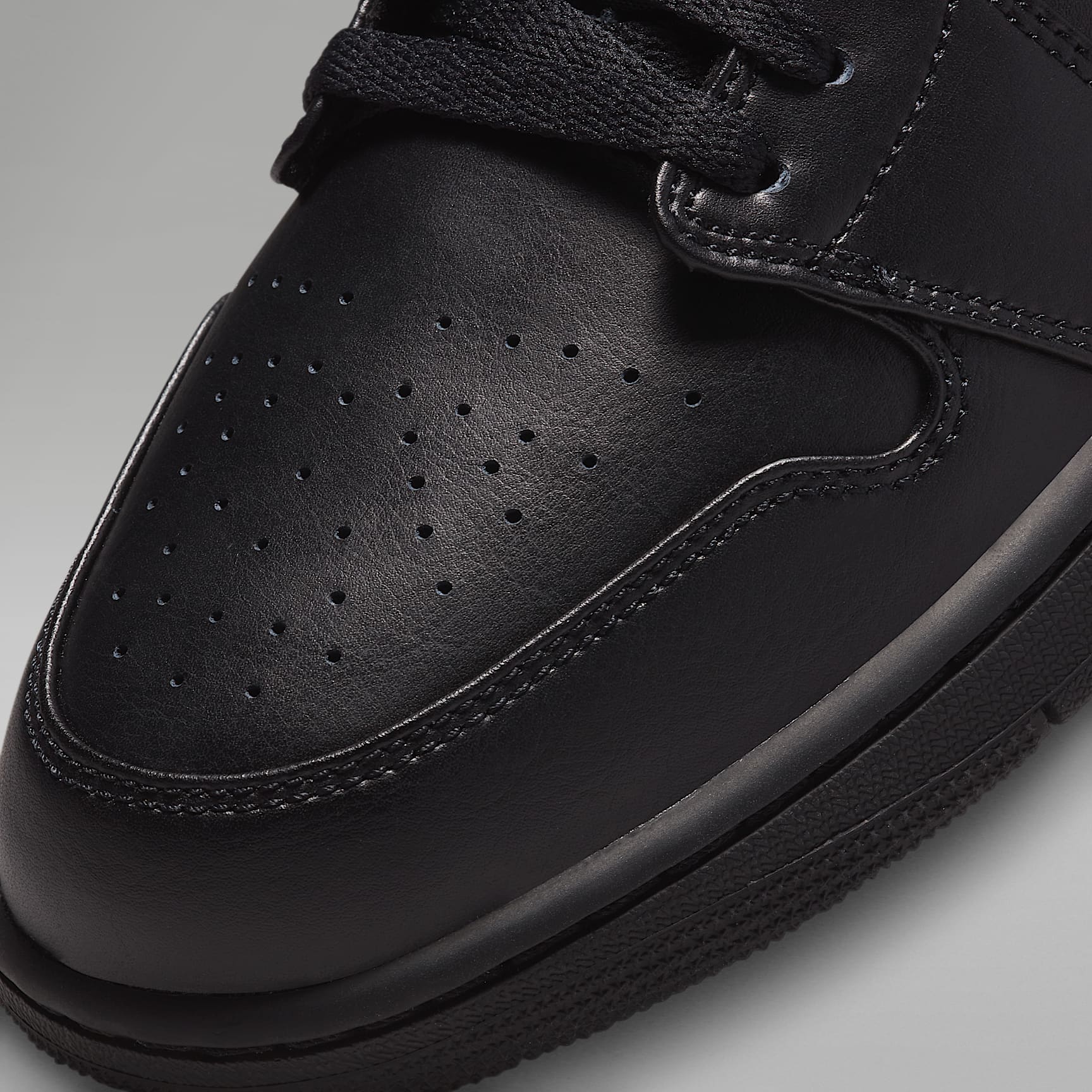 Air Jordan 1 Low Men's Shoes