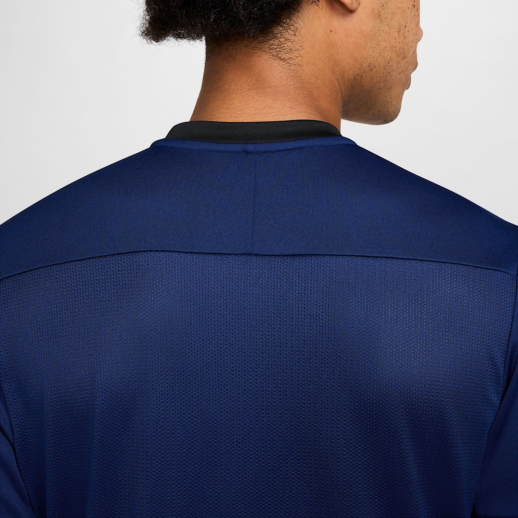 Nike Academy Men's Dri-FIT Short-Sleeve Soccer Top