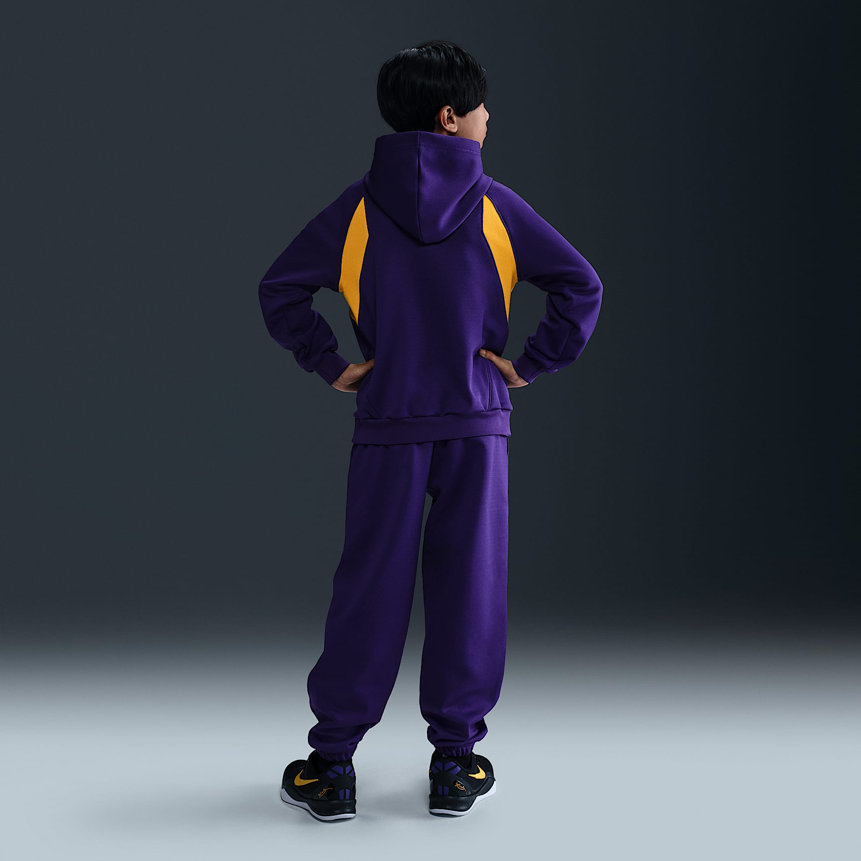 Kobe Big Kids' Therma-FIT Pullover Hoodie