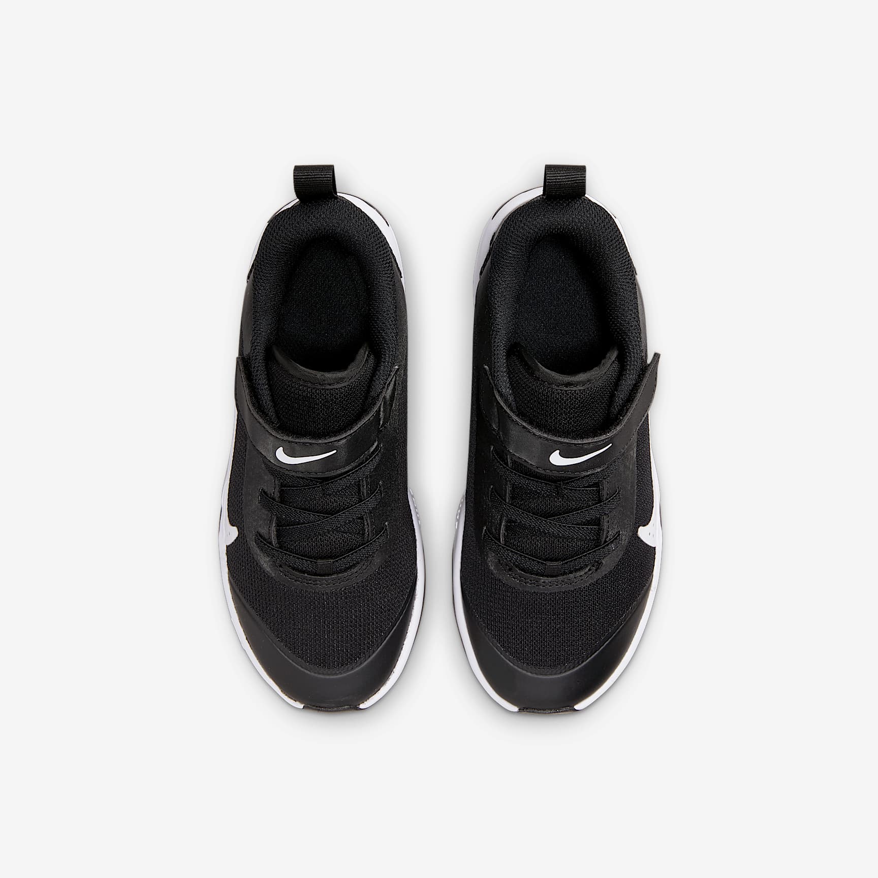 Nike Omni Multi-Court Little Kids' Shoes