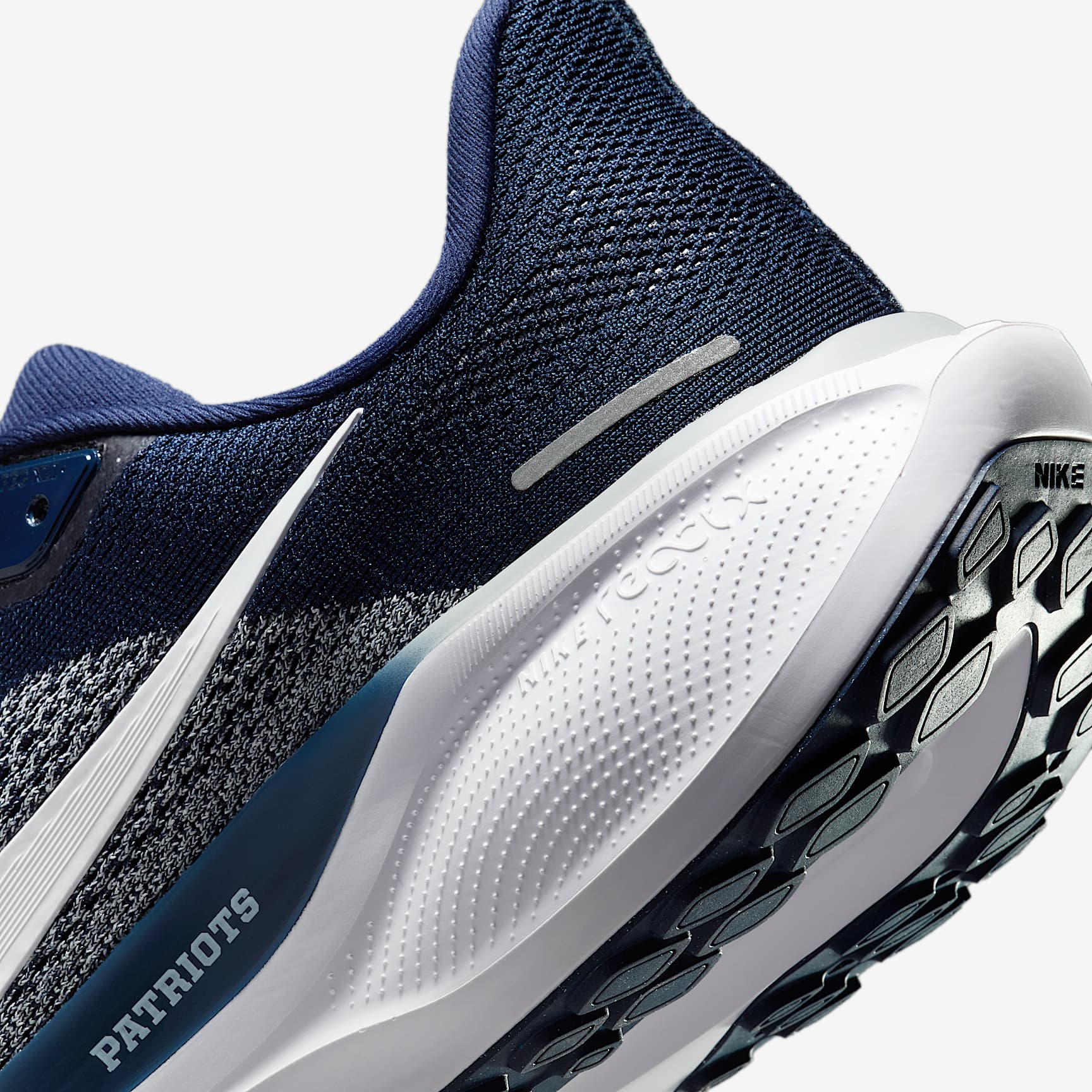 Nike Pegasus 41 NFL New England Patriots Men's Road Running Shoes