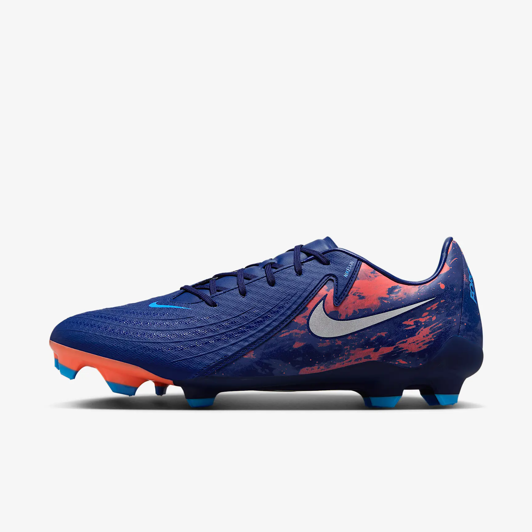 Nike Phantom GX 2 Academy MG Low-Top Soccer Cleats
