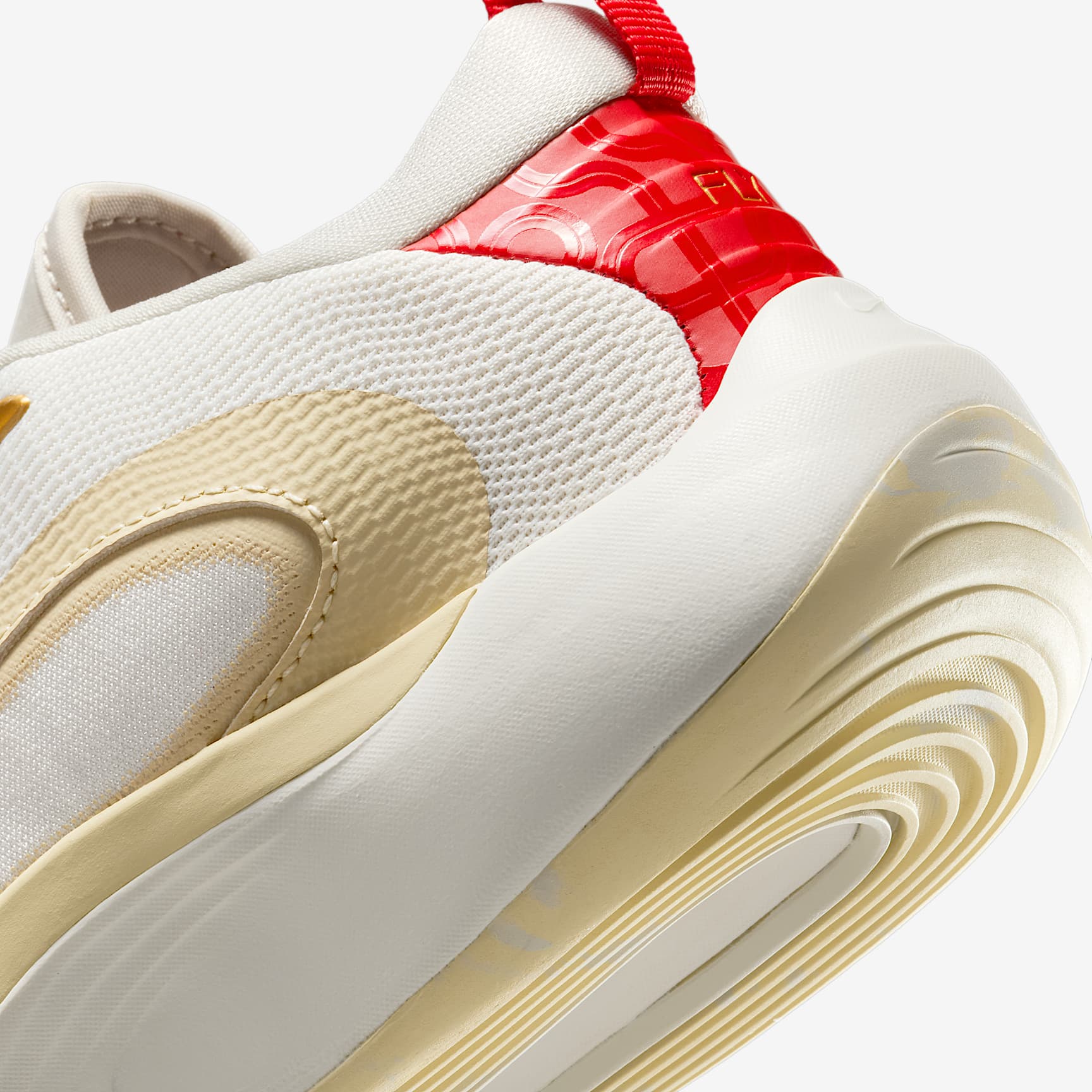 Nike IsoFly Big Kids' Basketball Shoes