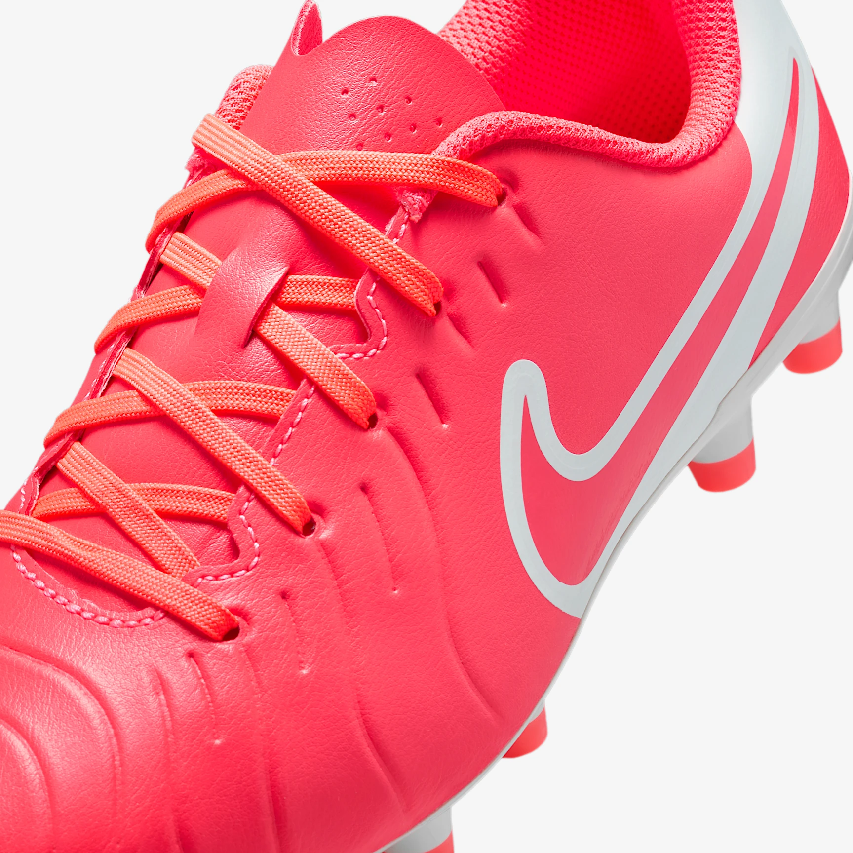 Nike Jr. Tiempo Legend 10 Club Little/Big Kids' Multi-Ground Low-Top Soccer Cleats