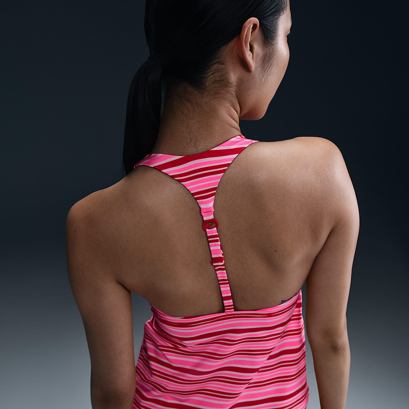 Nike Swim Women's Square-Neck Tankini