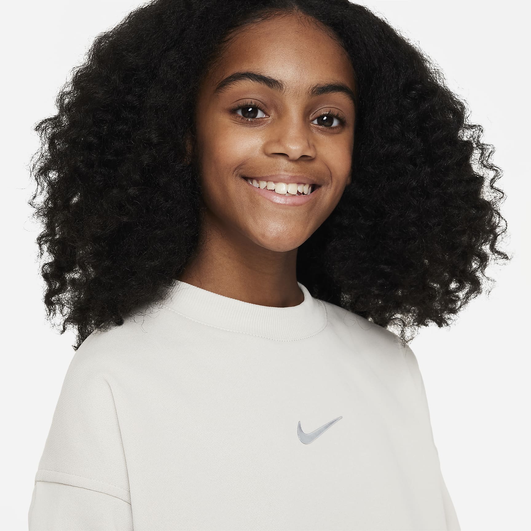 Nike Sportswear Big Kids' (Girls') Dri-FIT Crew-Neck Sweatshirt