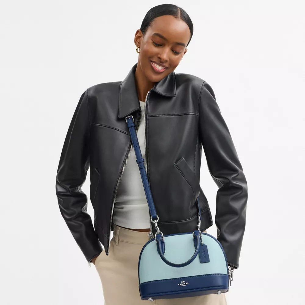 Сумка COACH Sabrina Satchel Bag In Colorblock