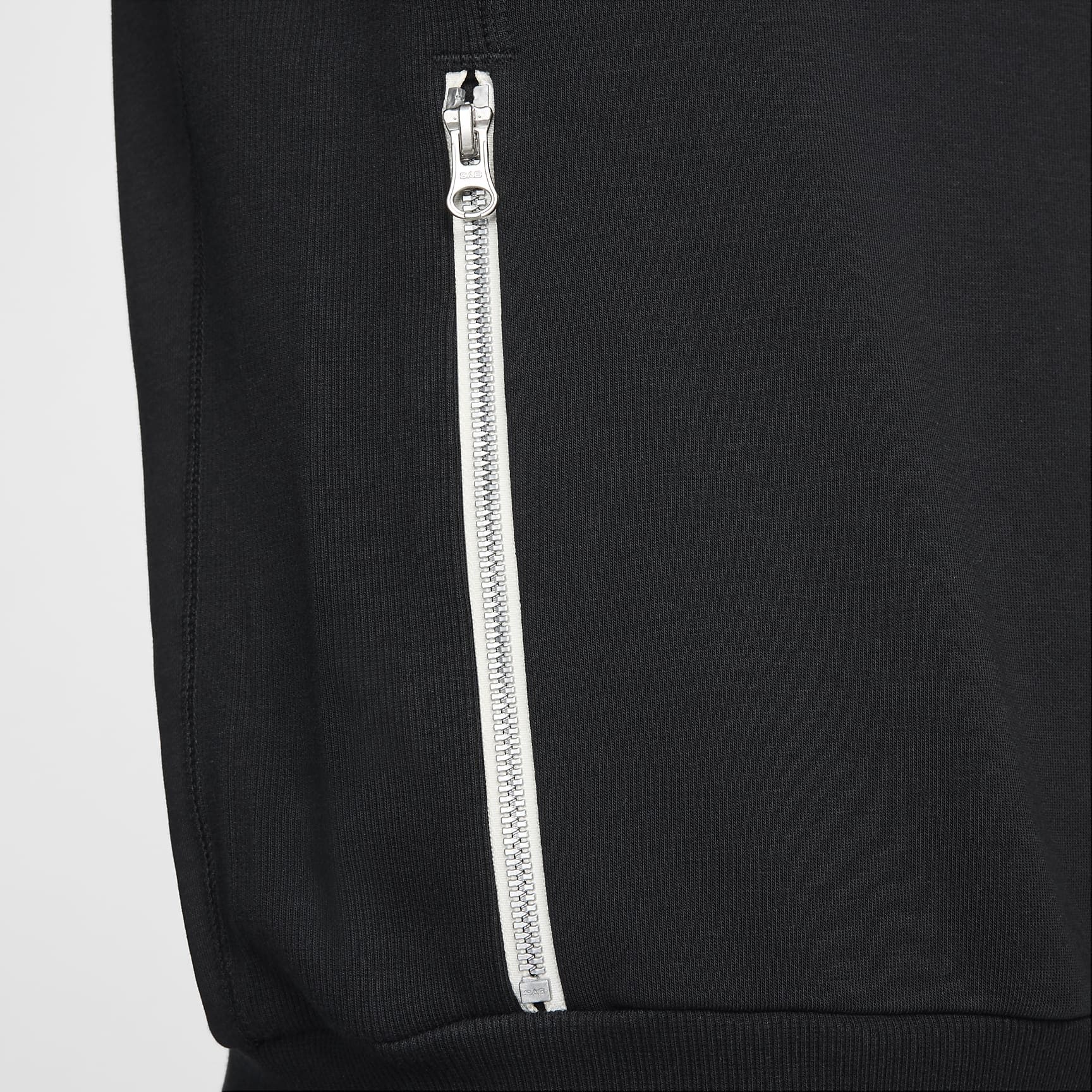 Nike Standard Issue Men's Dri-FIT Basketball Crew-Neck Sweatshirt