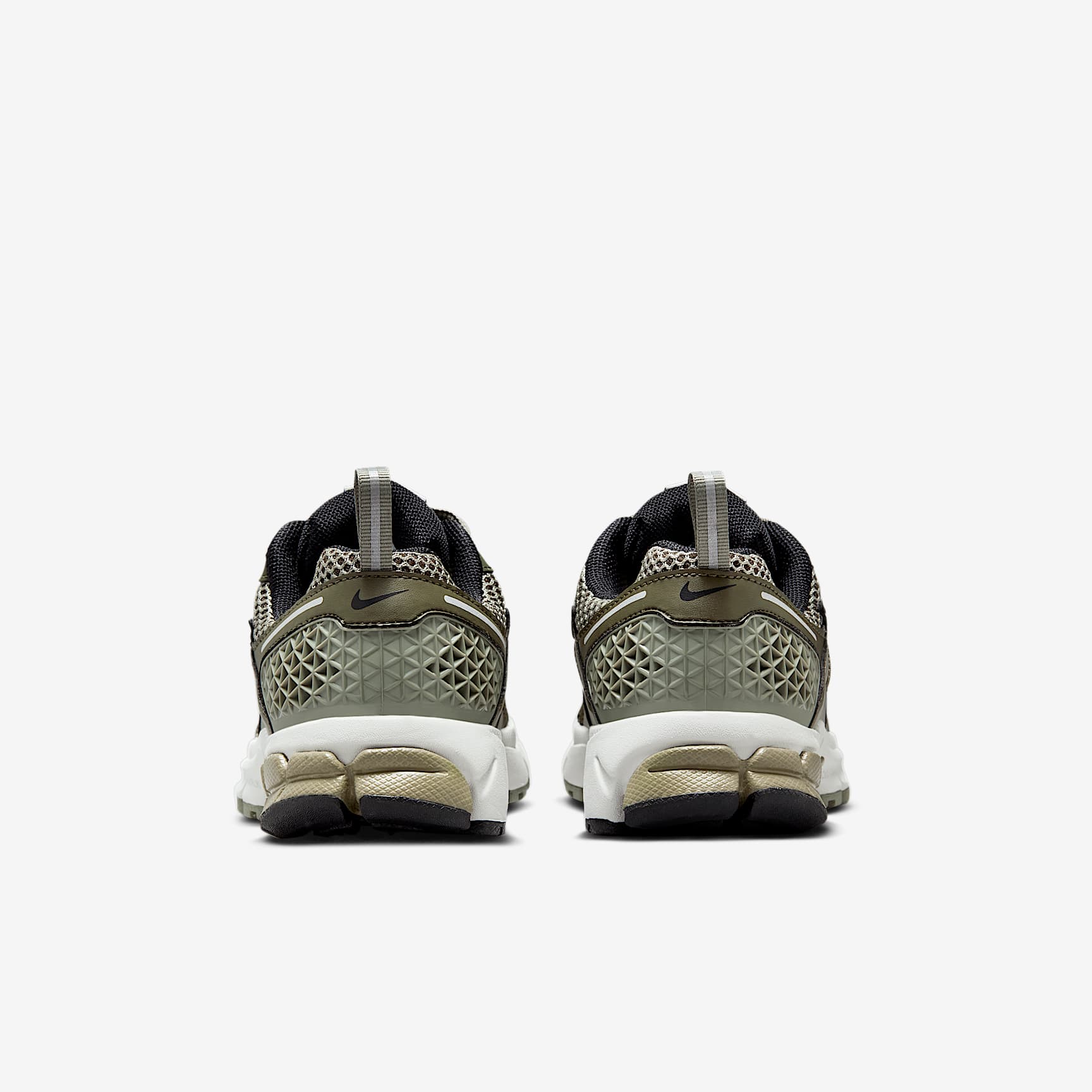 Nike Vomero 5 Big Kids' Shoes