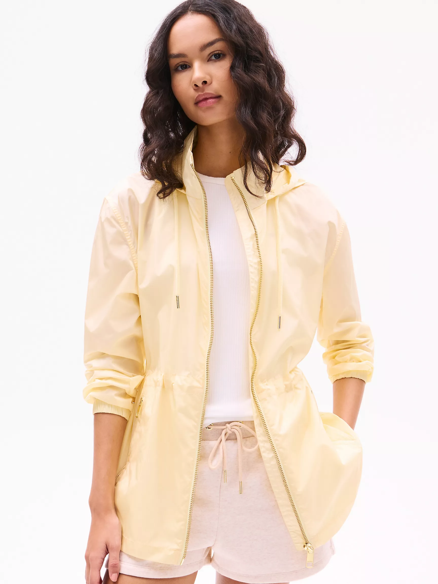 Женская куртка Tommy Hilfiger, Ветровка с капюшоном и водоотталкивающим покрытием