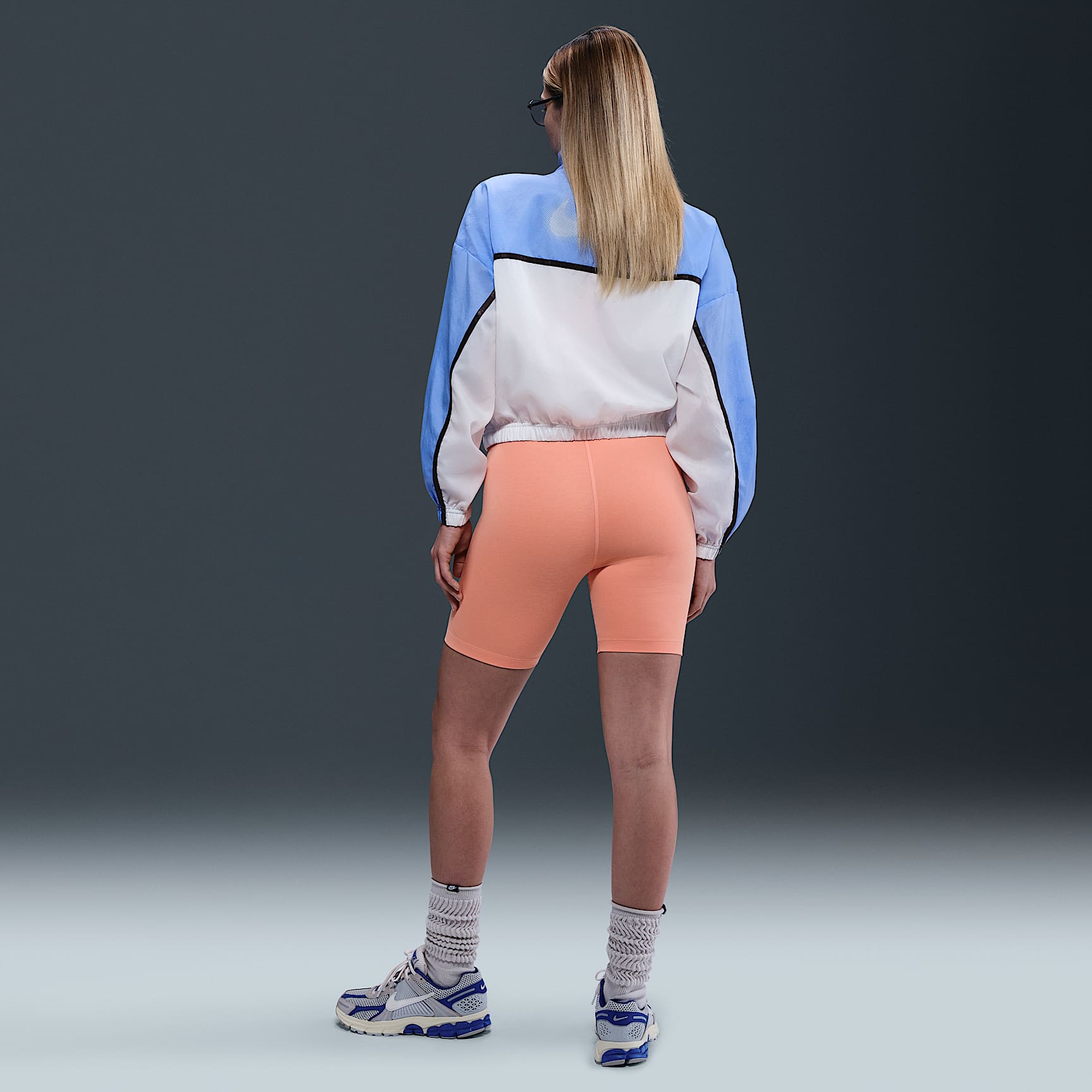 Nike Sportswear Classic Women's High-Waisted 8" Biker Shorts