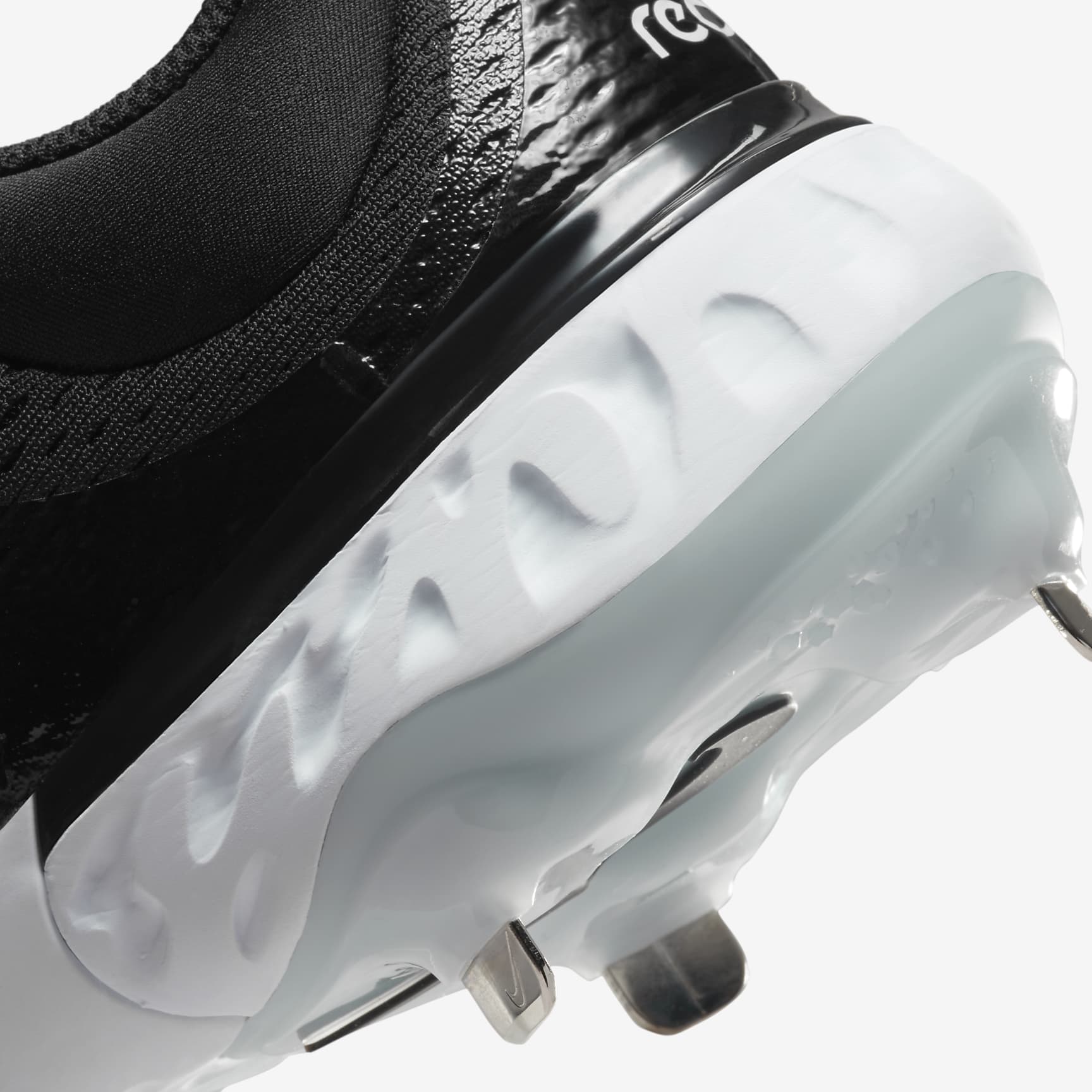 Nike Alpha Huarache Elite 4 Low Men's Baseball Cleats