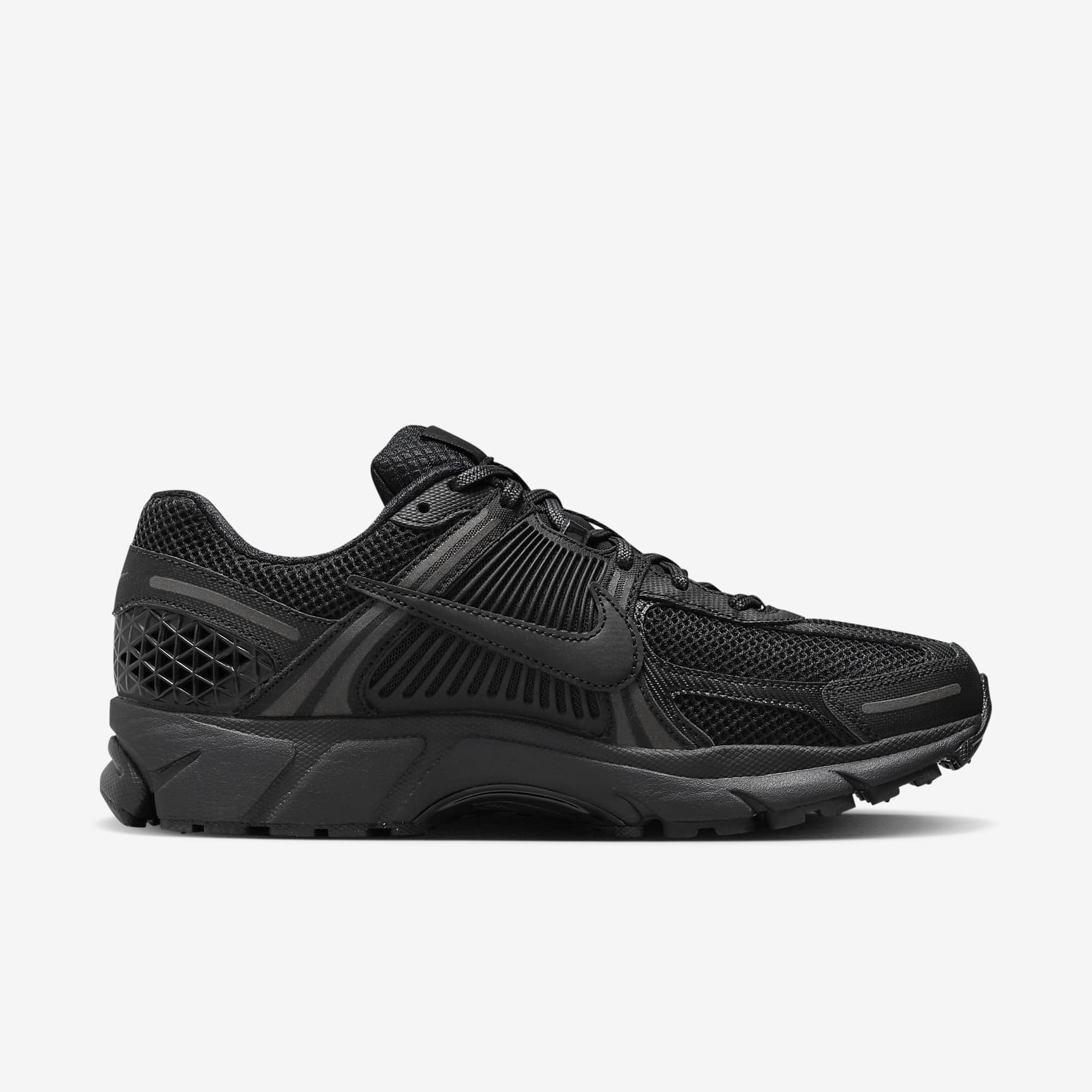 Nike Zoom Vomero 5 Men's Shoes