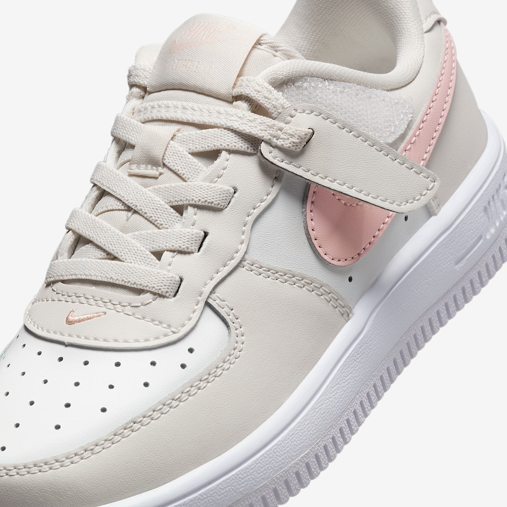 Nike Force 1 Low EasyOn Little Kids' Shoes