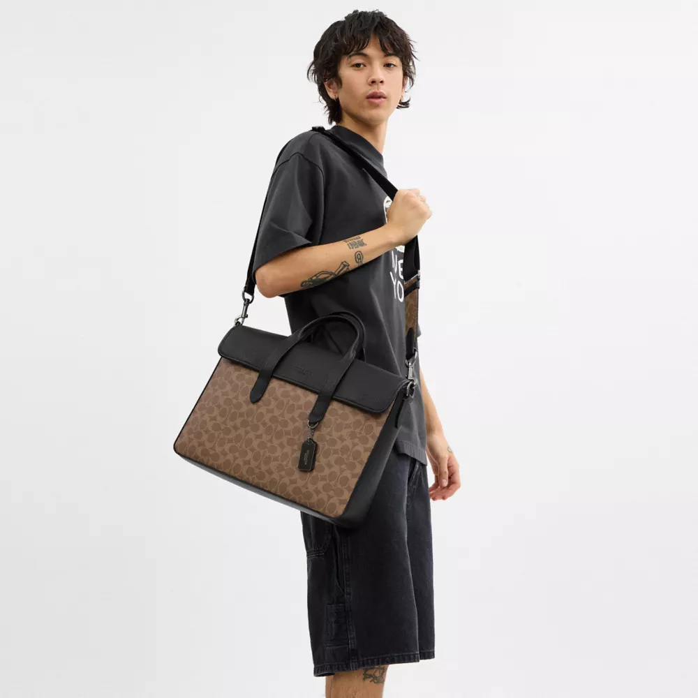 Сумка COACH Sullivan Portfolio Brief In Signature Canvas