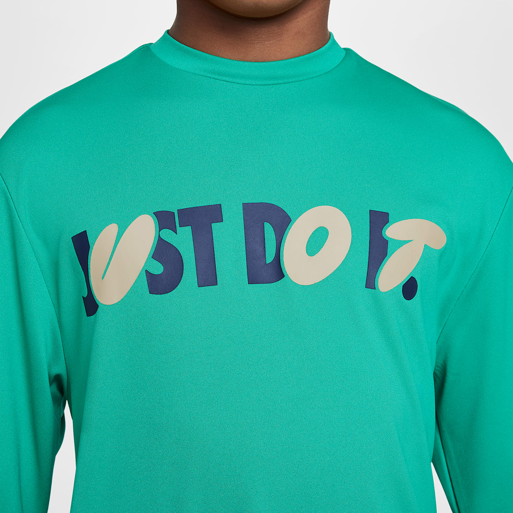 Nike Swim Hydroguard Big Kids' (Boys') Dri-FIT Long-Sleeve Top