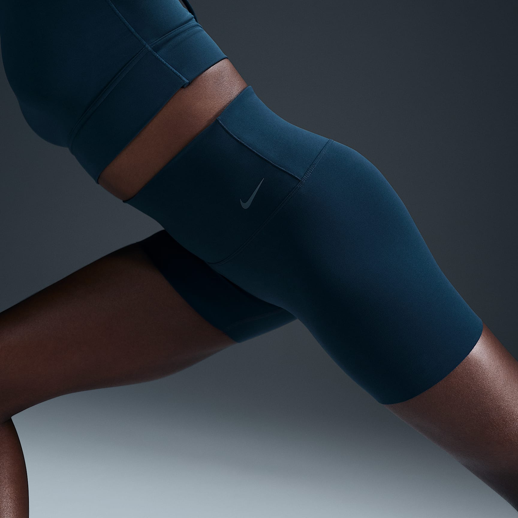 Nike Zenvy Women's Gentle-Support High-Waisted 5" Biker Shorts