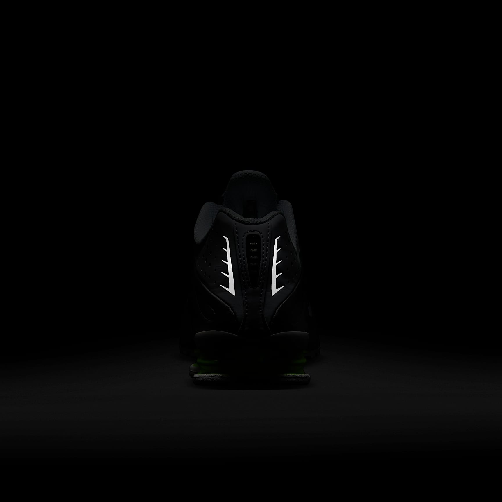 Nike Shox R4 Women's Shoes