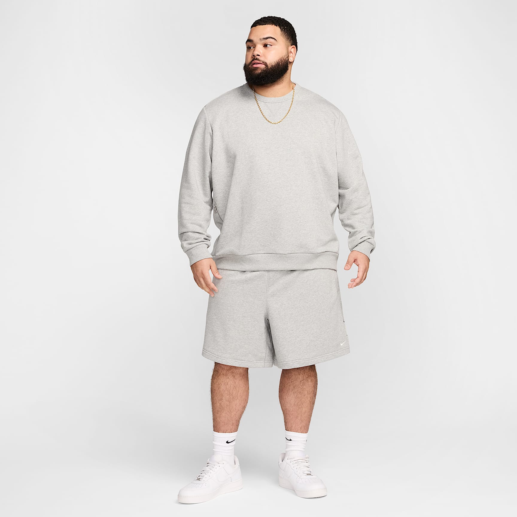 Nike Standard Issue Men's Dri-FIT Basketball Crew-Neck Sweatshirt