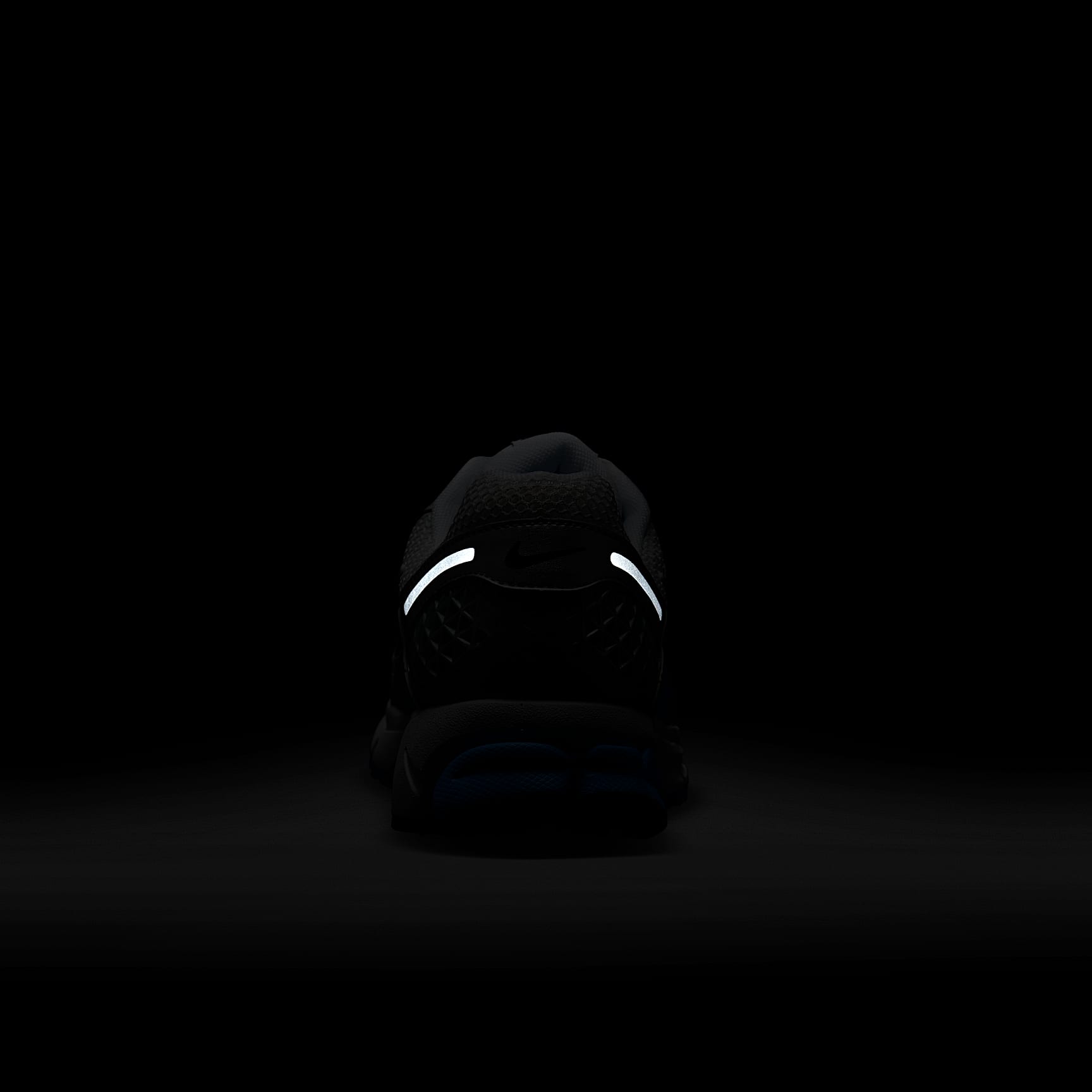 Nike Zoom Vomero 5 Men's Shoes