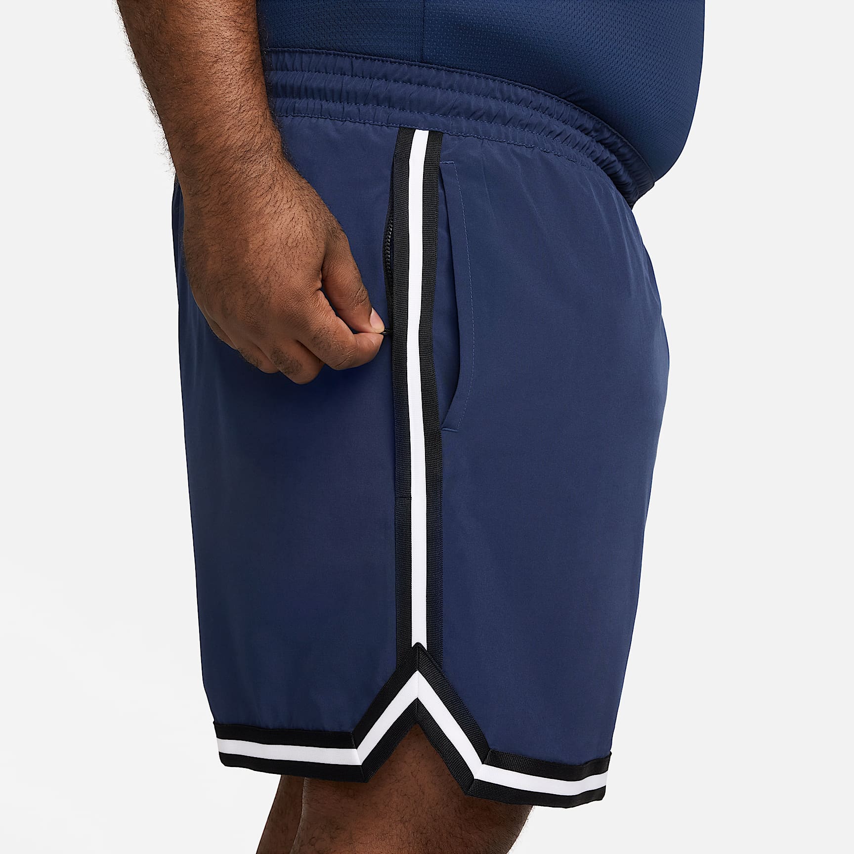 Nike DNA Men's Dri-FIT 6" UV Woven Basketball Shorts