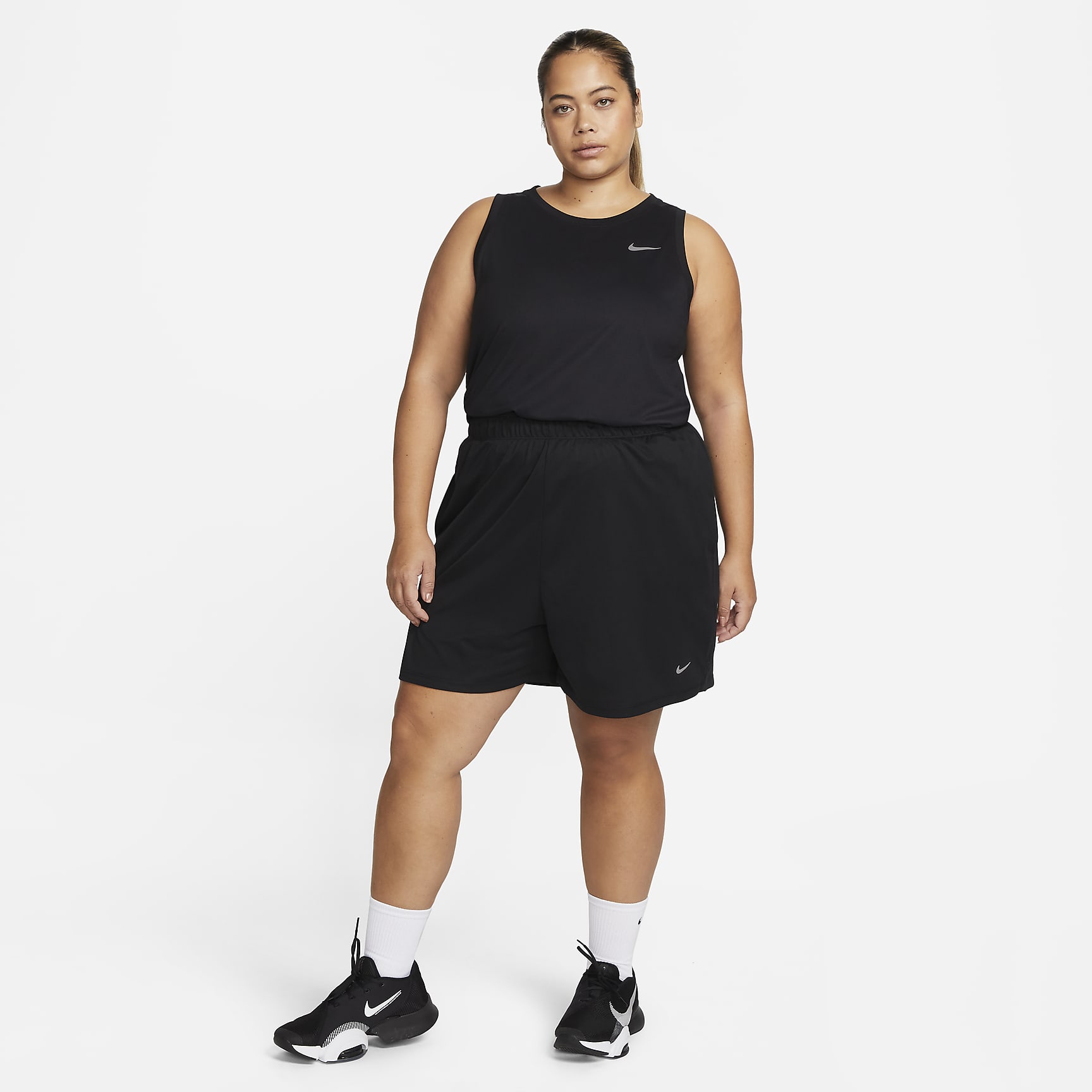 Nike Dri-FIT Attack Women's Mid-Rise 5" Unlined Shorts (Plus Size)