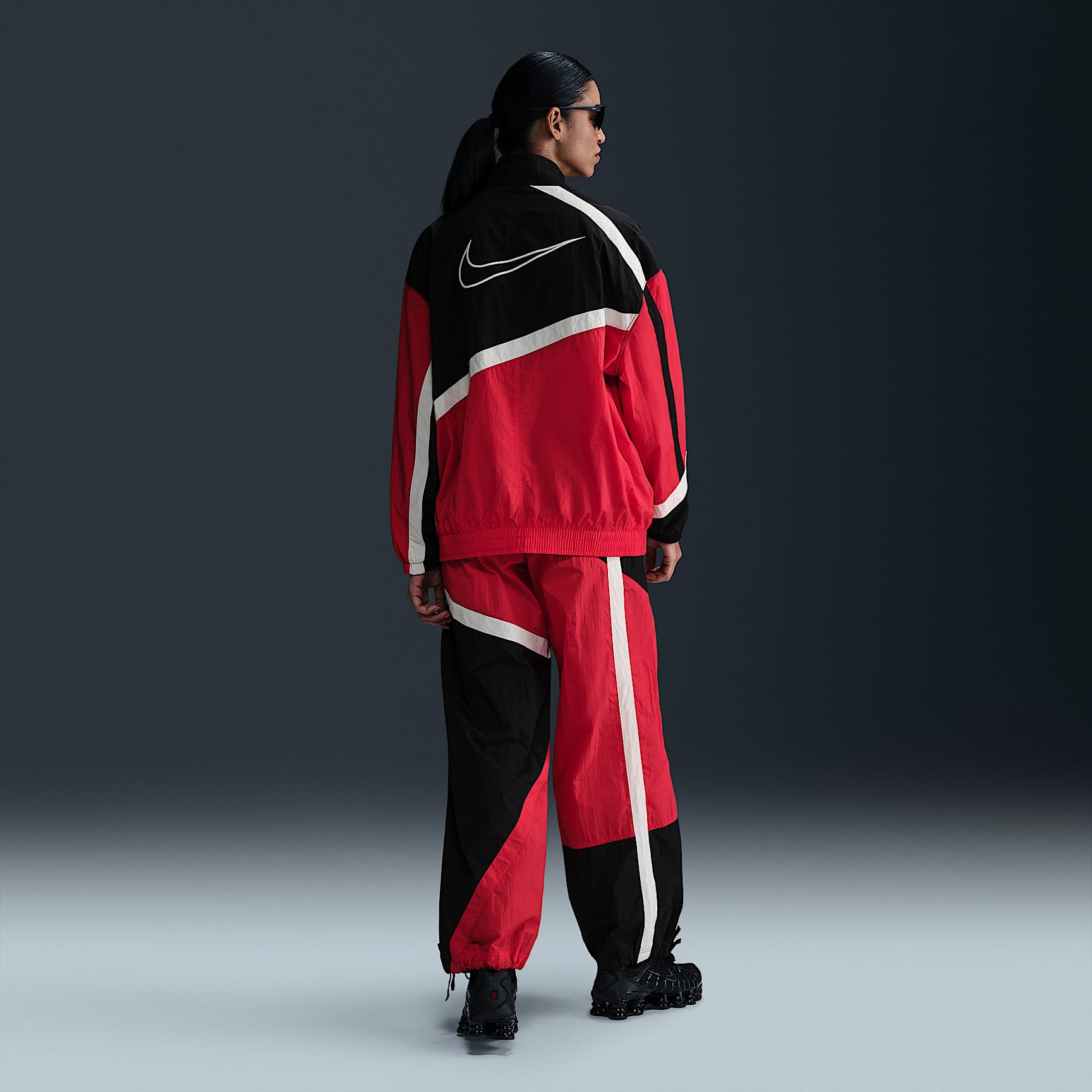 Nike Sportswear Women's Oversized Woven Jacket