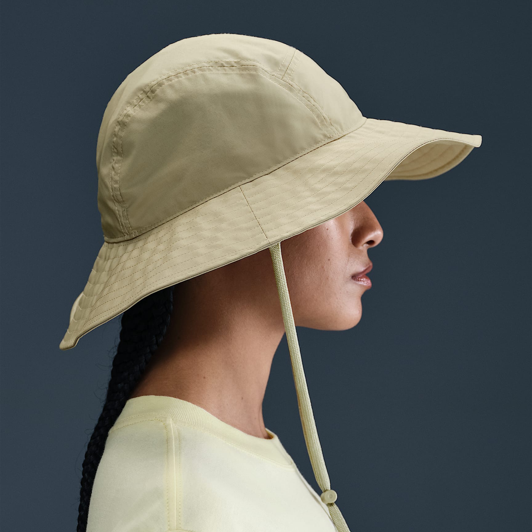 Nike Apex Wide-Brim Bucket Hat