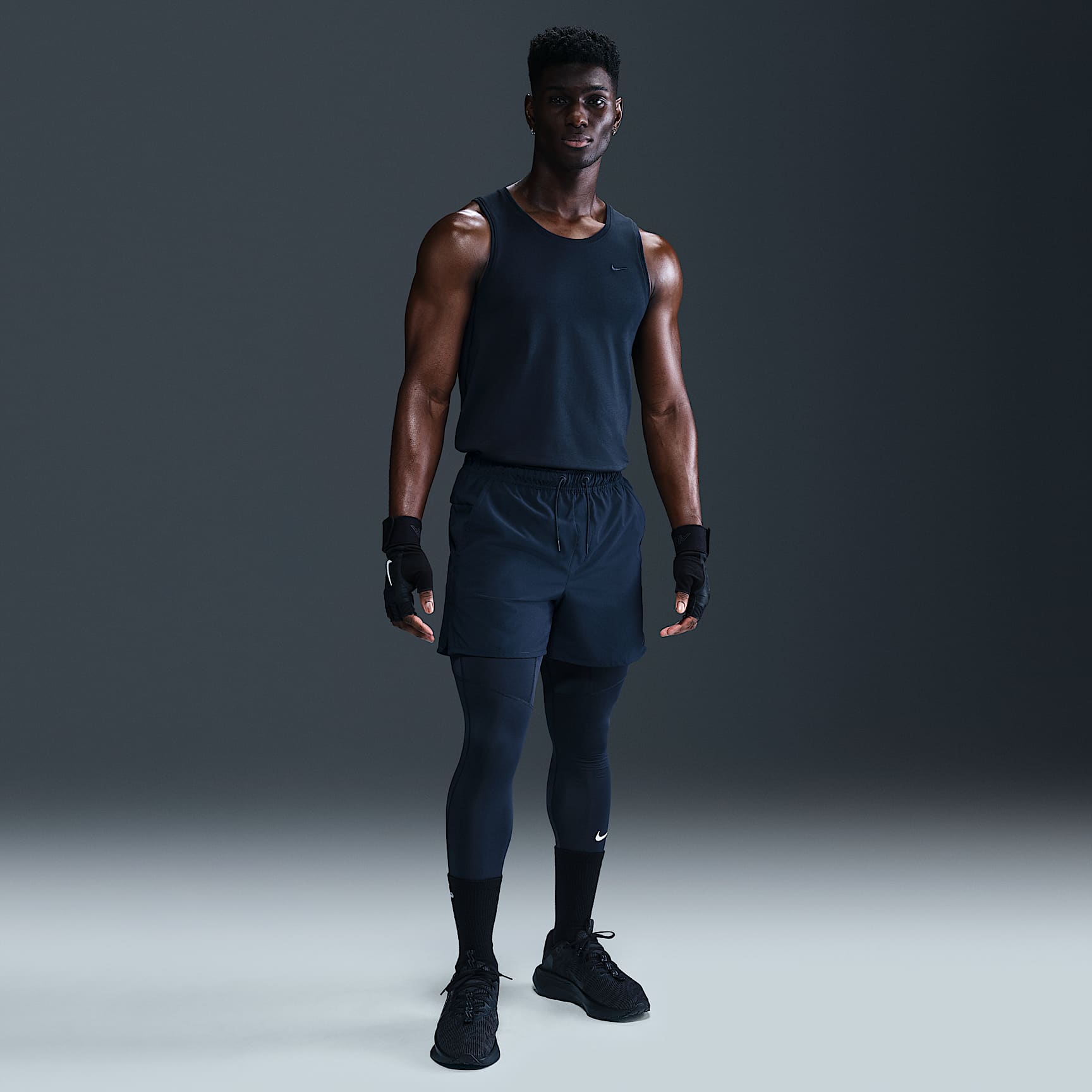 Nike Primary Men's Dri-FIT Versatile Tank