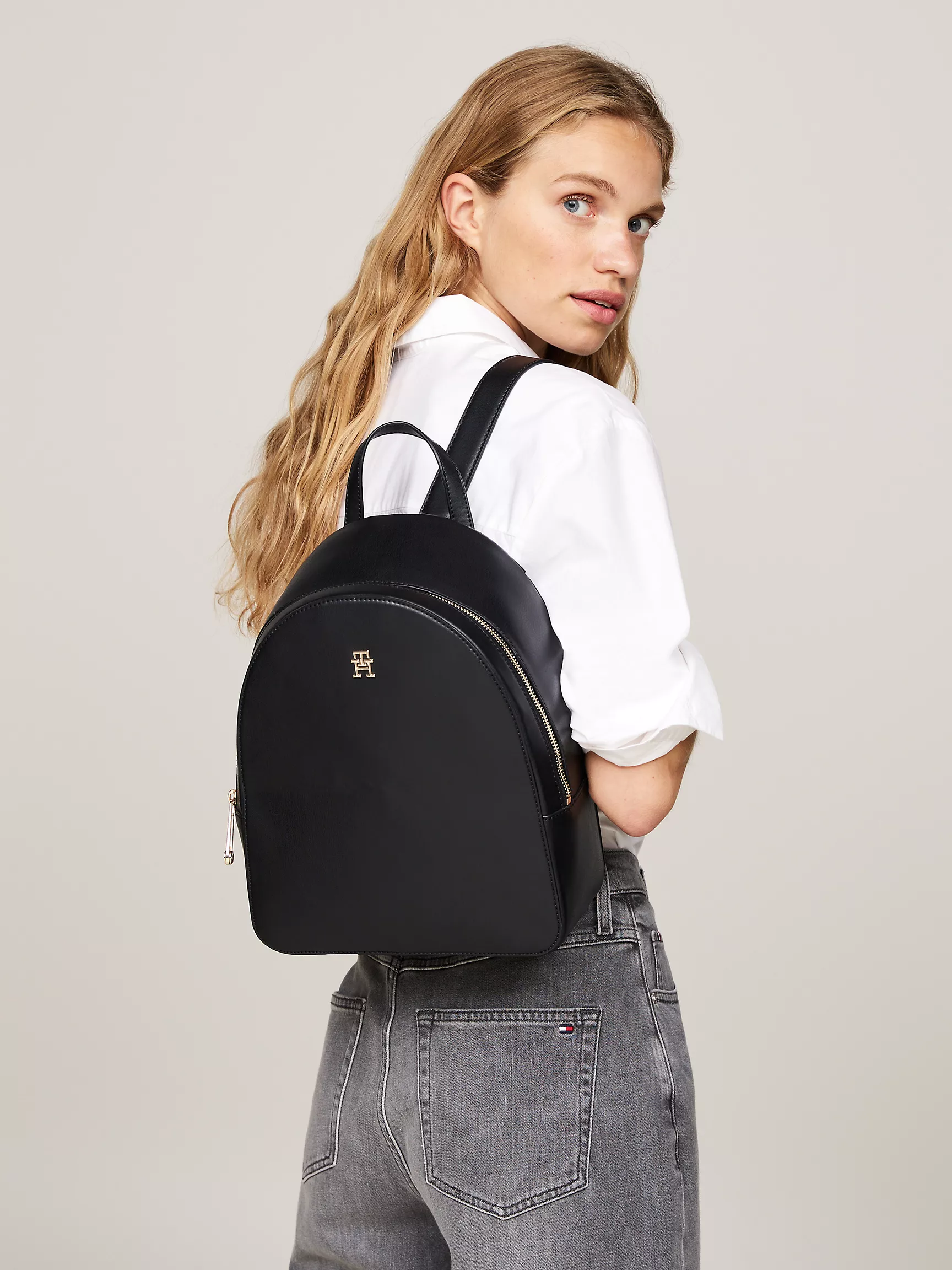 Женская сумка Tommy Hilfiger, Рюкзак с монограммной вставкой