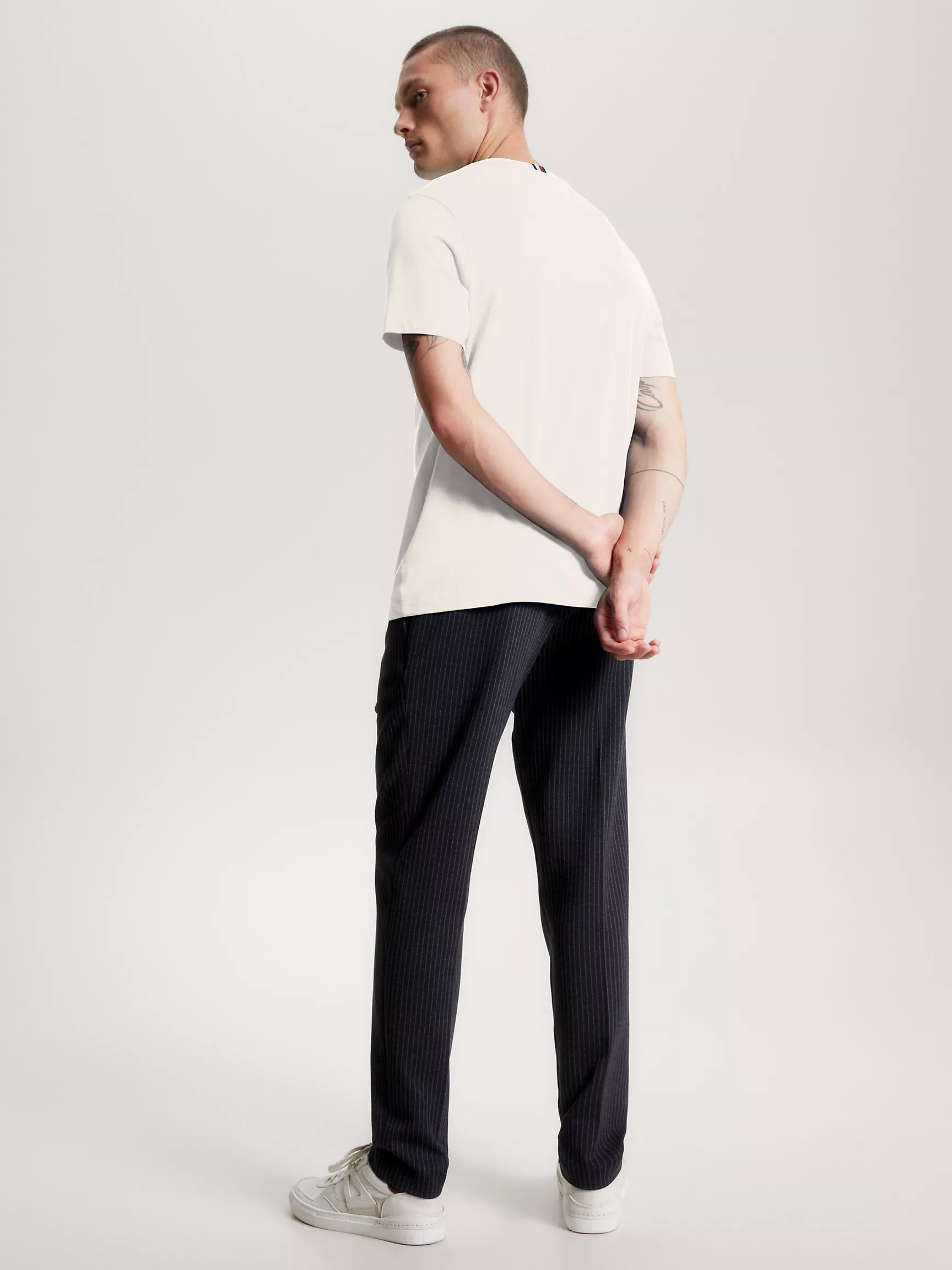 Мужская футболка Tommy Hilfiger, Футболка с университетским монограммным логотипом