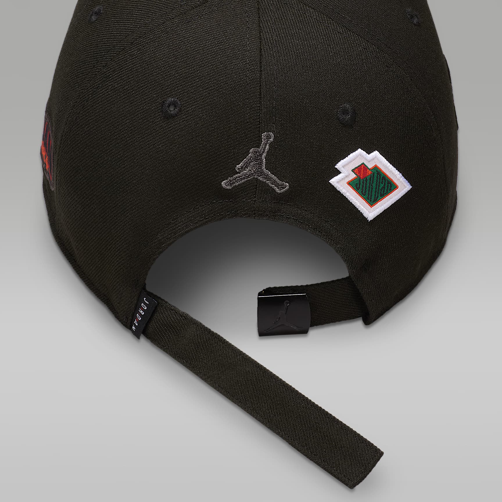 Jordan Big Kids' Signature Curved Brim Cap