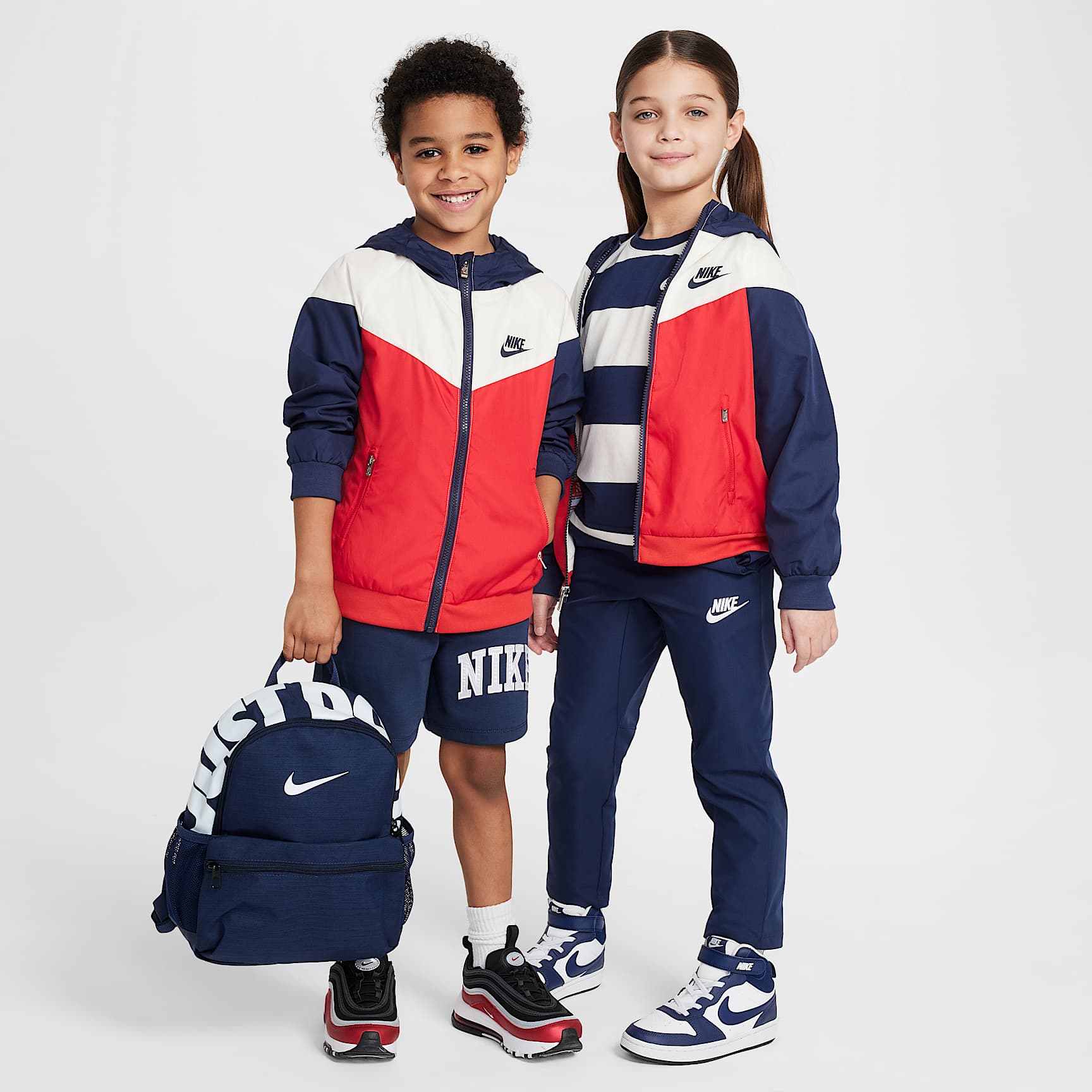 Nike Sportswear Windrunner Little Kids' Full-Zip Jacket