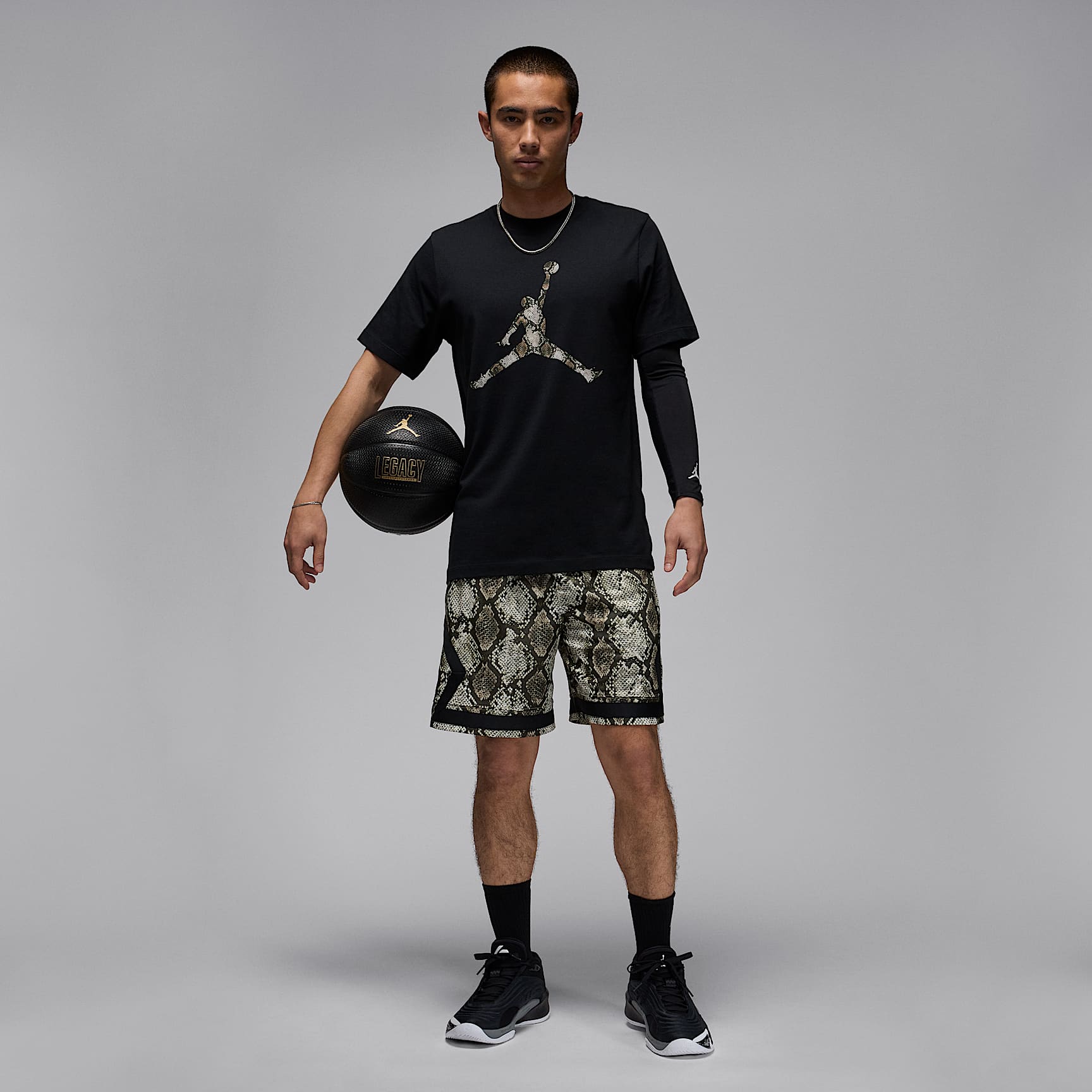 Jordan Sport Men's Dri-FIT T-Shirt