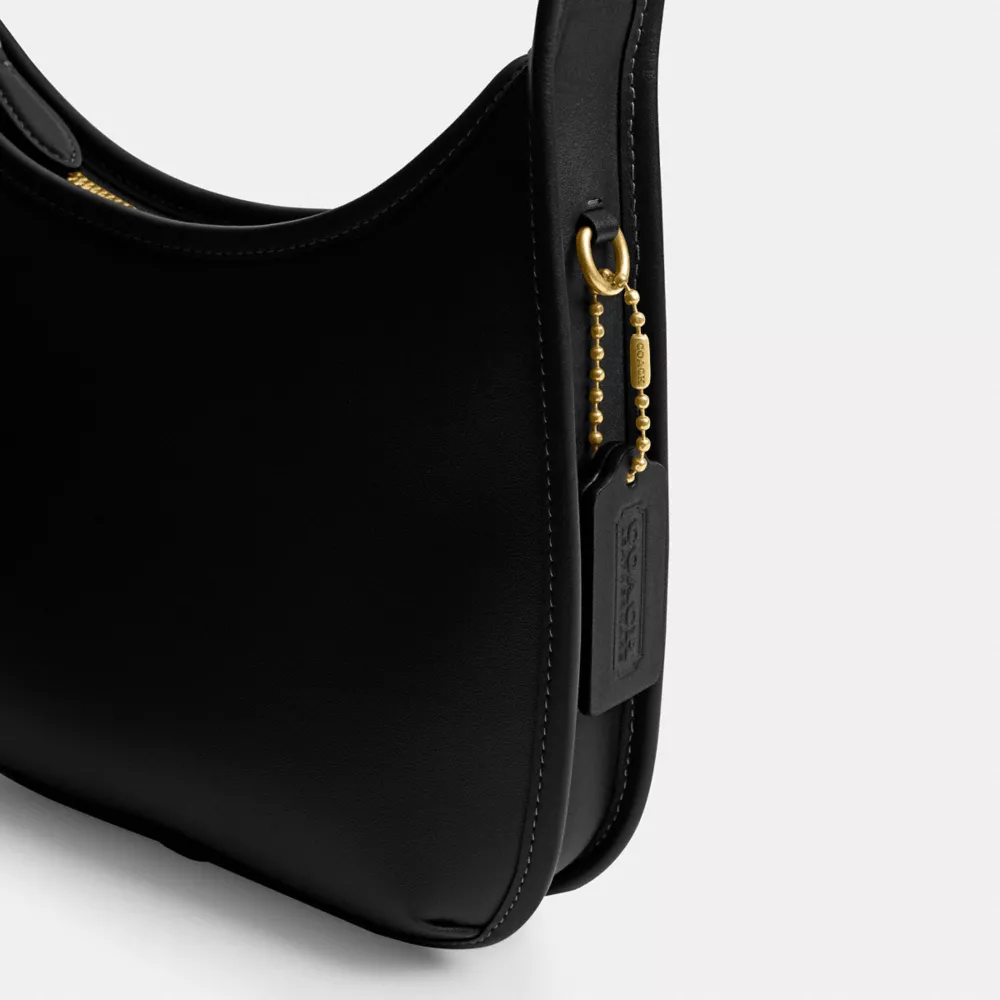 Сумка COACH Curve Zip Bag