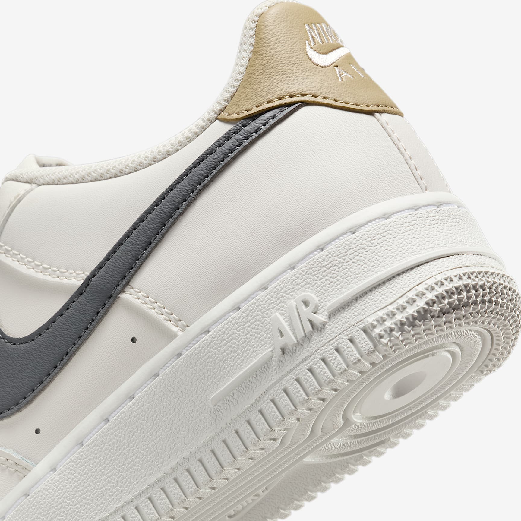 Nike Air Force 1 Big Kids' Shoes