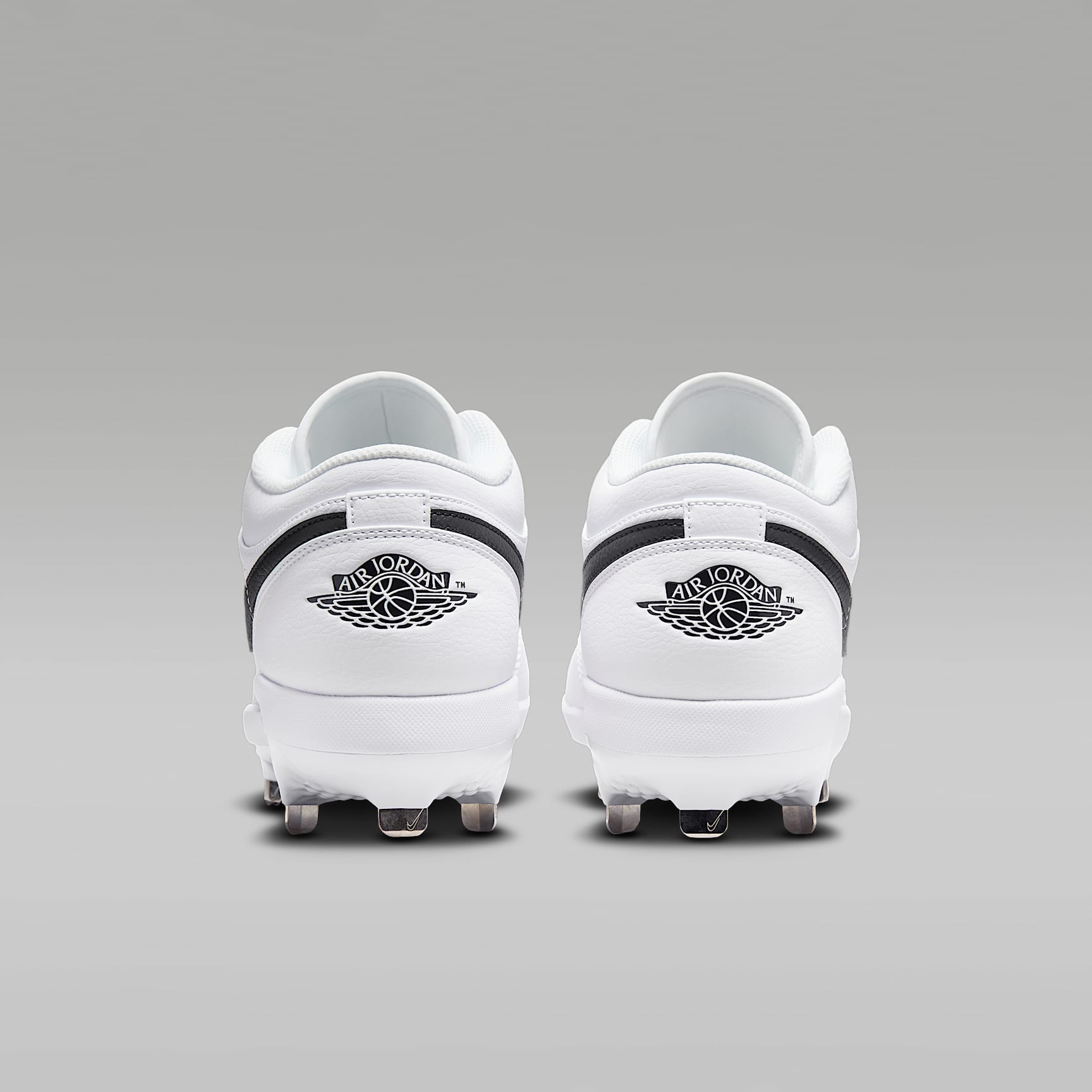 Jordan 1 Retro Low Metal Baseball Cleats