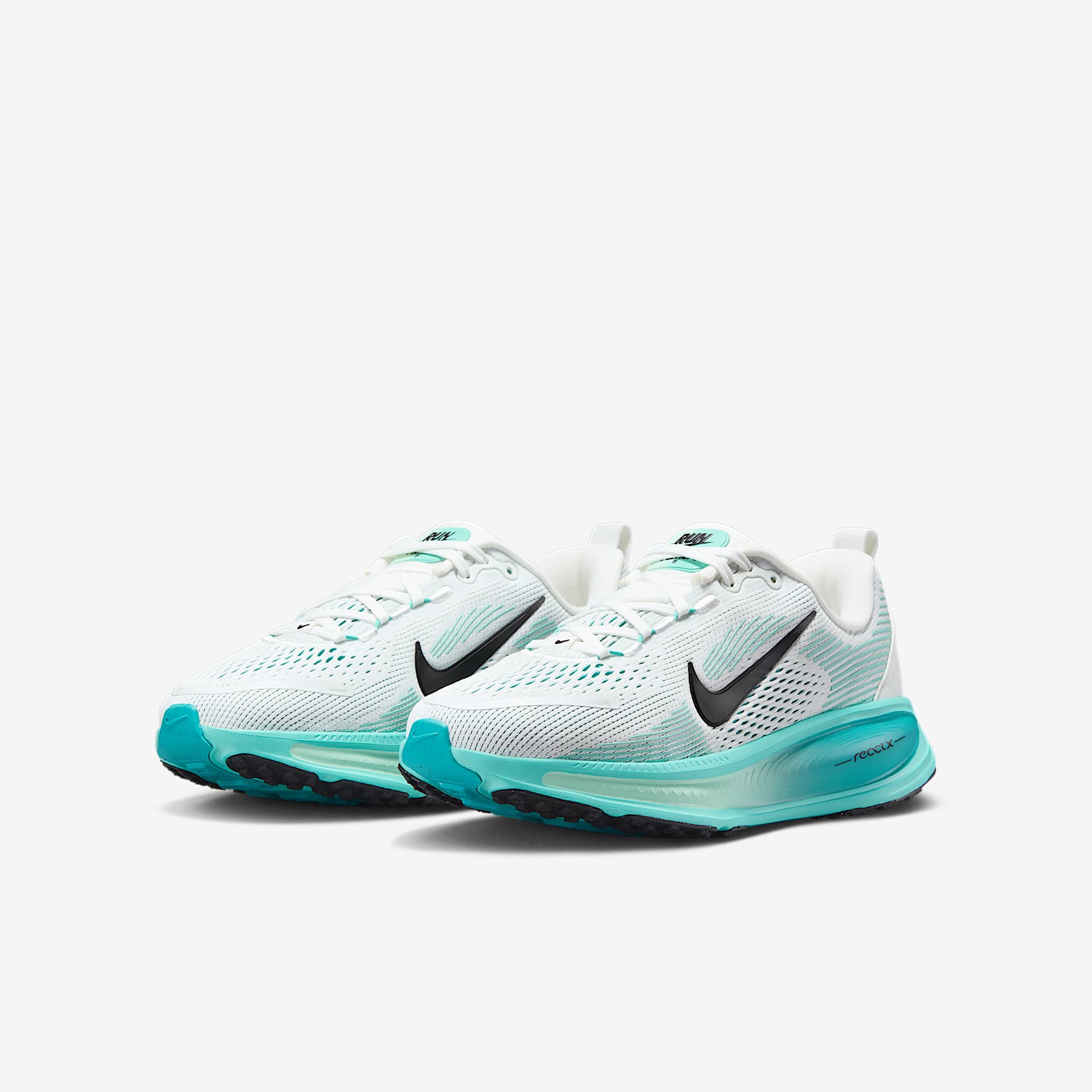 Nike Vomero 18 Big Kids' Road Running Shoes