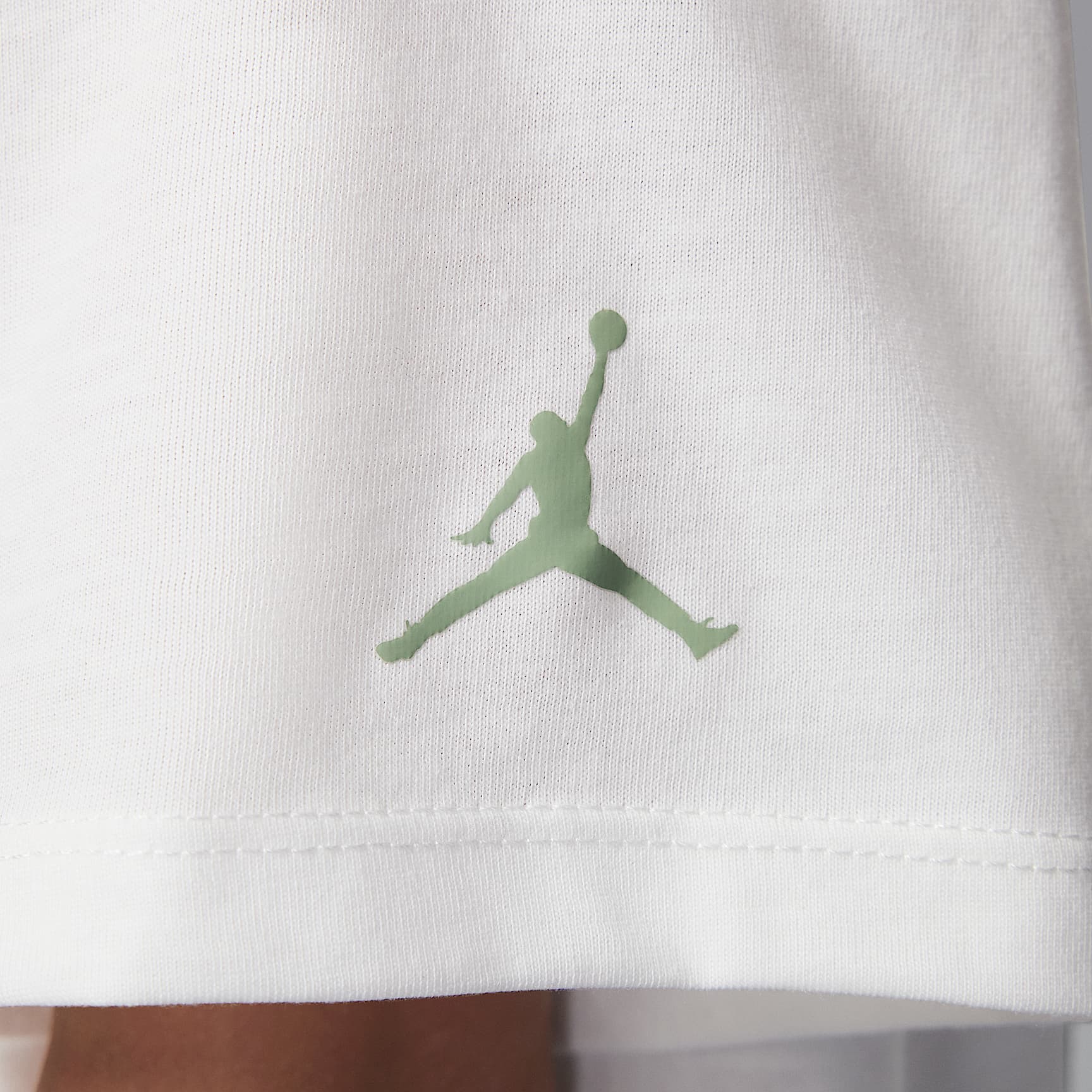 Jordan Big Kids' Y2K Heart Graphic T-Shirt