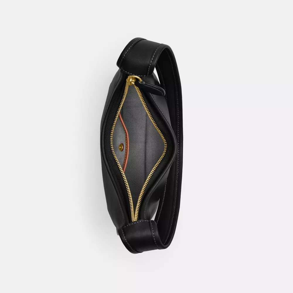 Сумка COACH Curve Zip Bag