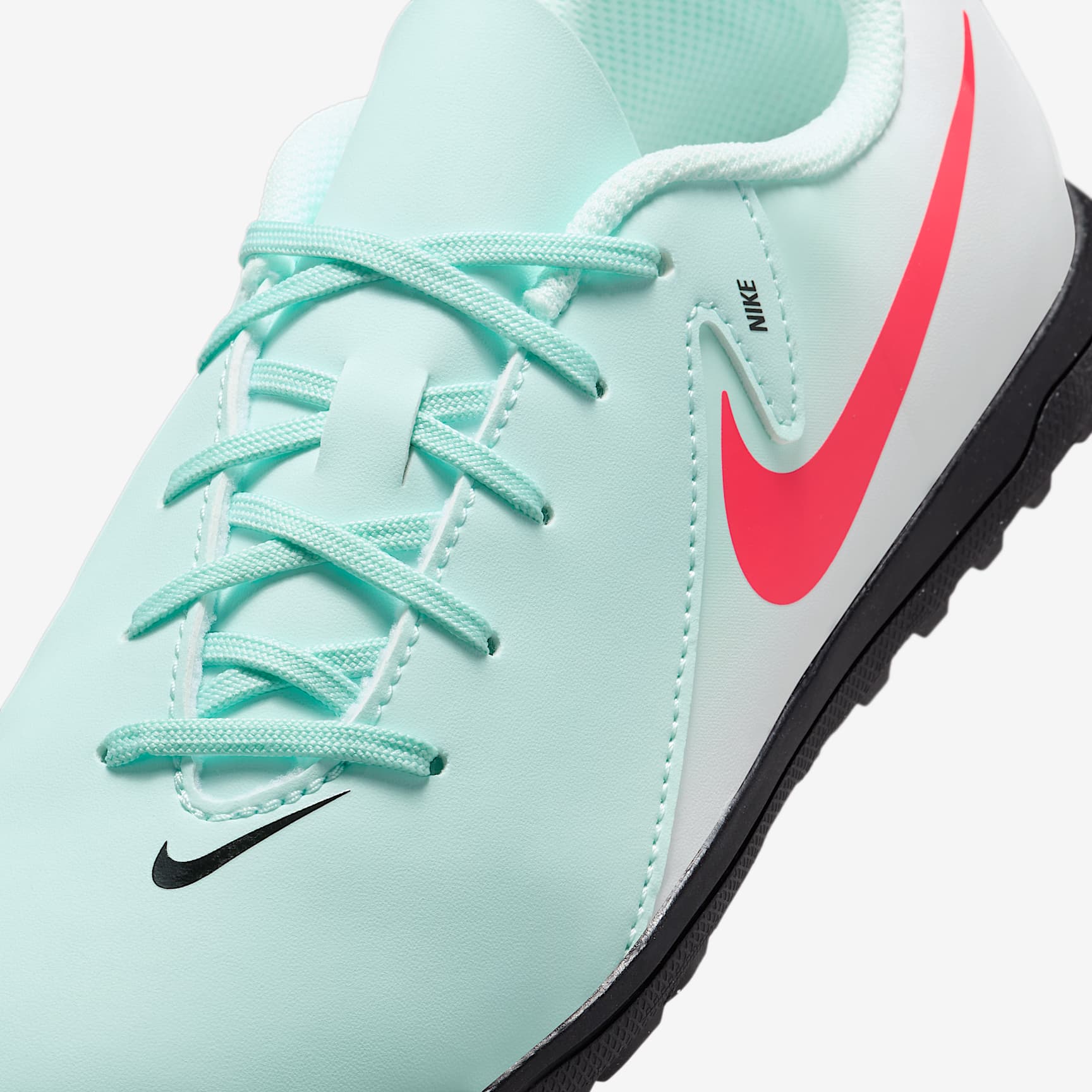 Nike Jr. Phantom GX 2 Club Little/Big Kids' TF Soccer Shoes