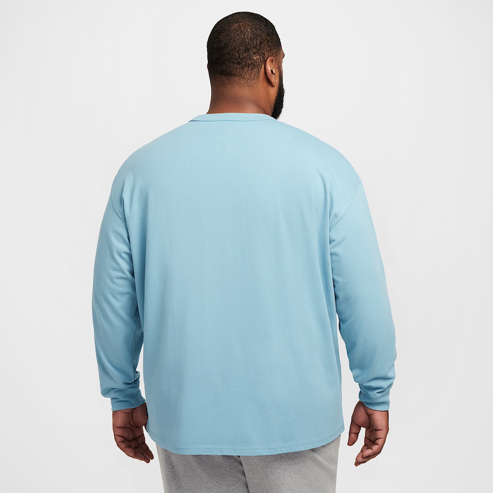 Nike Sportswear Premium Essentials Men's Long-Sleeve Pocket T-Shirt