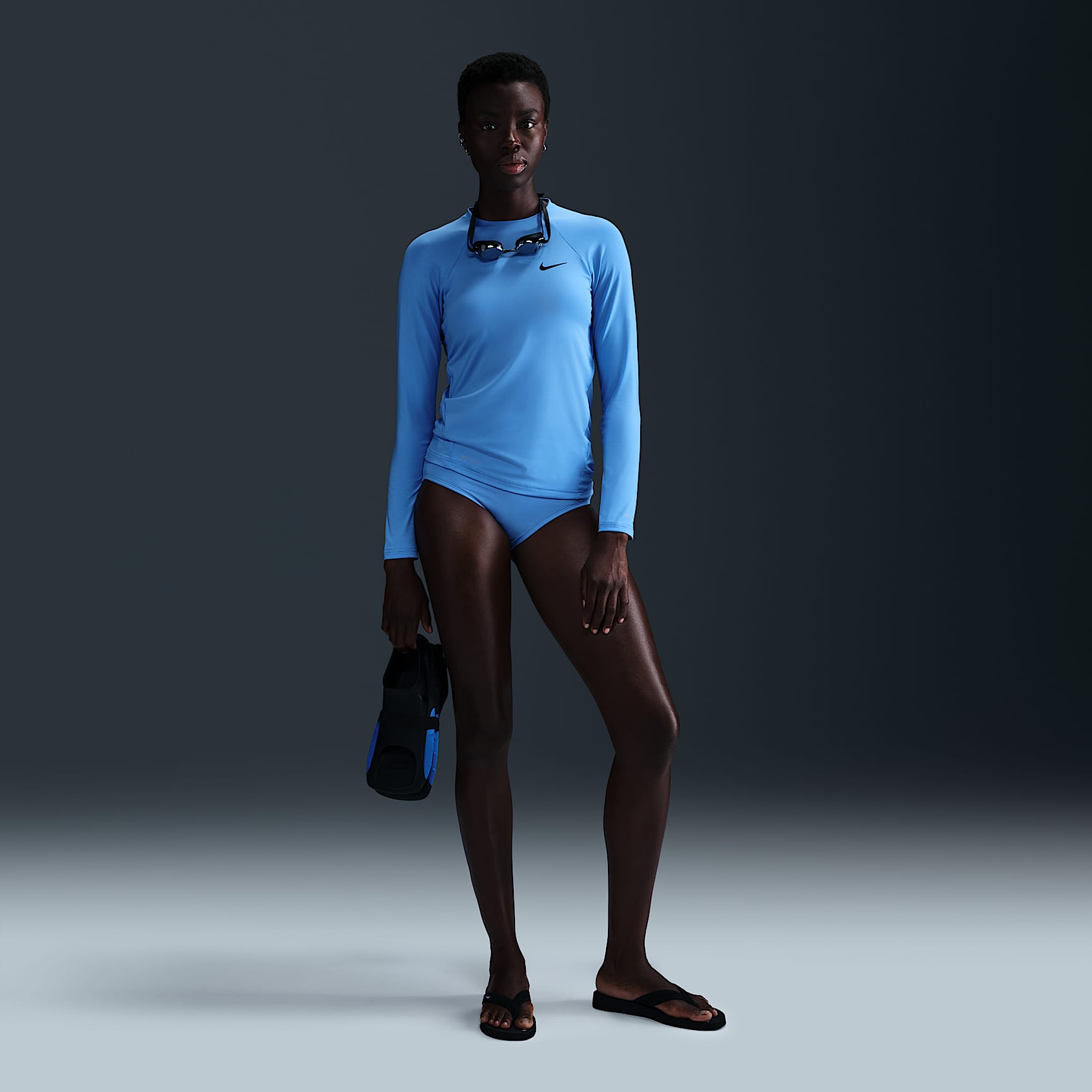 Nike Essential Women's Long-Sleeve Hydroguard Swim Shirt