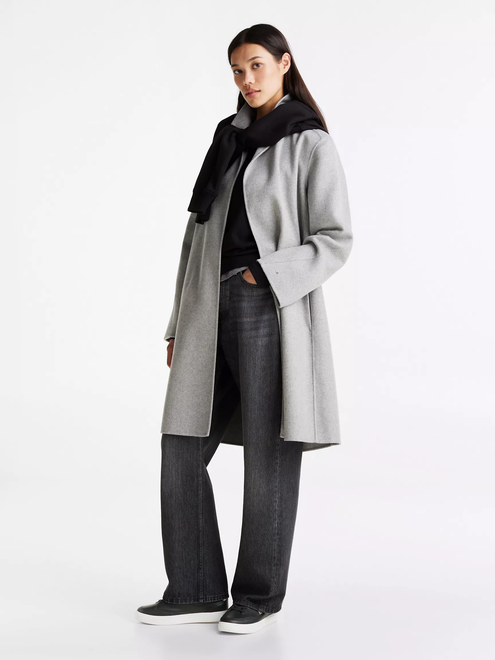 Женские кроссовки Tommy Hilfiger, Кожаные кеды с монограммным узором