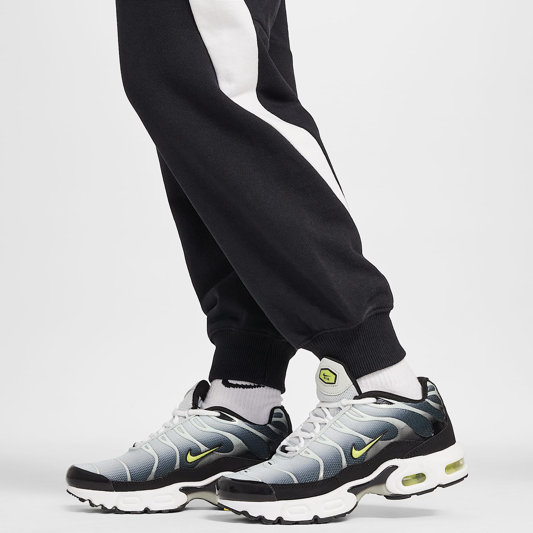 Nike Air Big Kids' Fleece Joggers