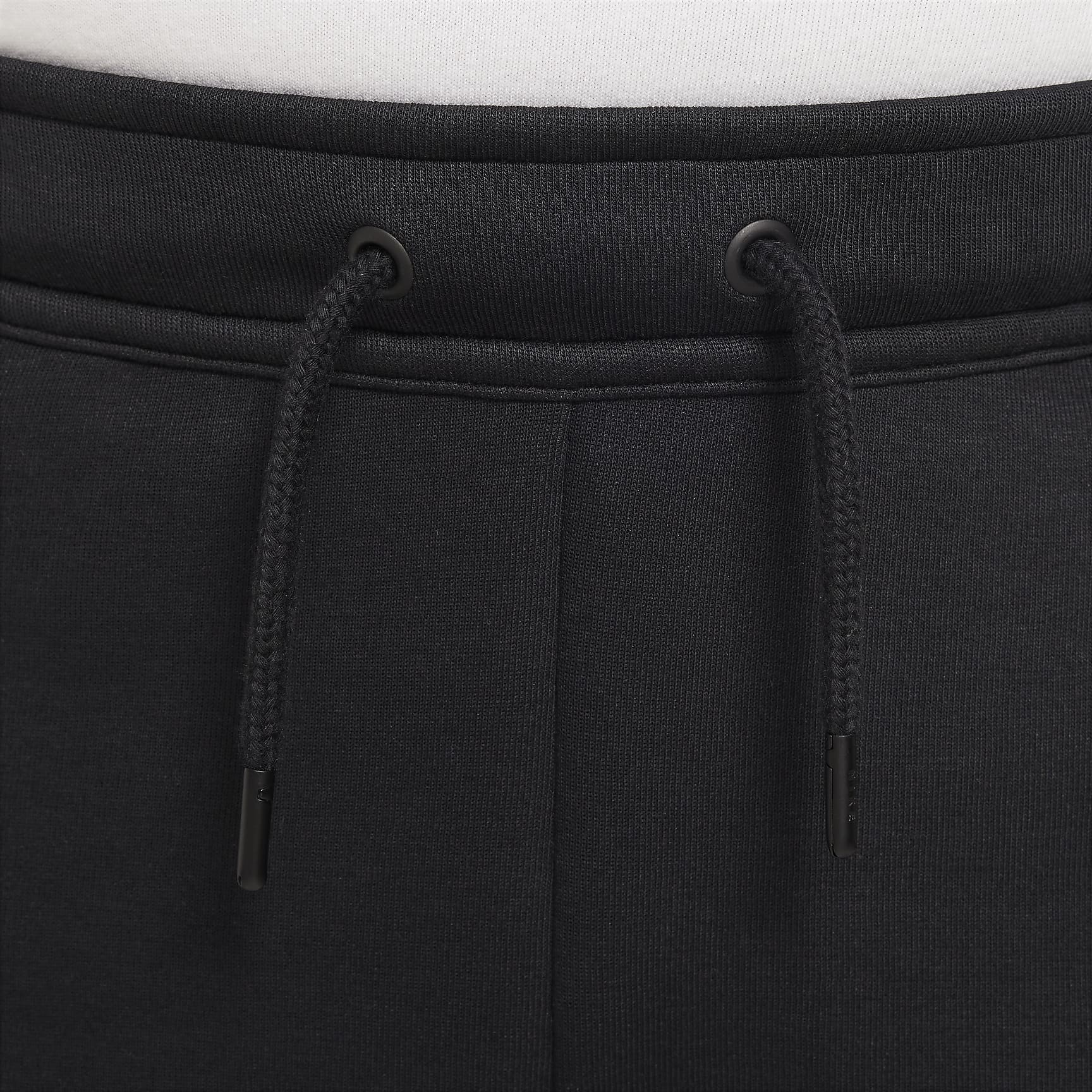 Nike Sportswear Tech Fleece Big Kids' (Boys') Shorts (Extended Size)